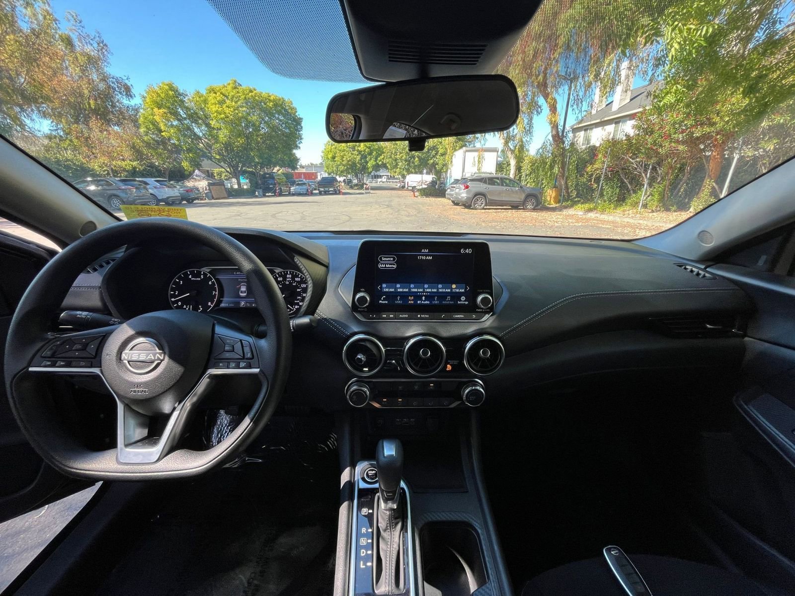 Thumbnail: 2024 Nissan Sentra - 31