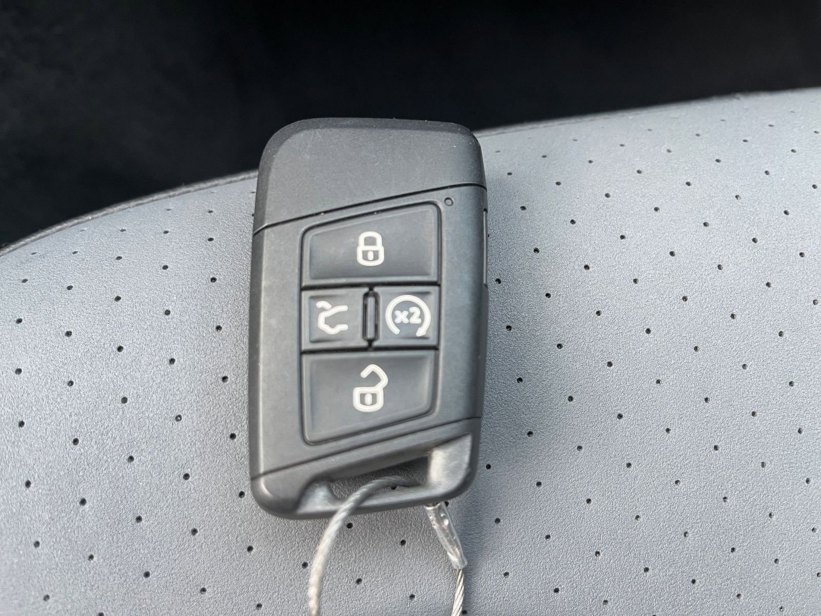 Thumbnail: 2025 Volkswagen Jetta - 24