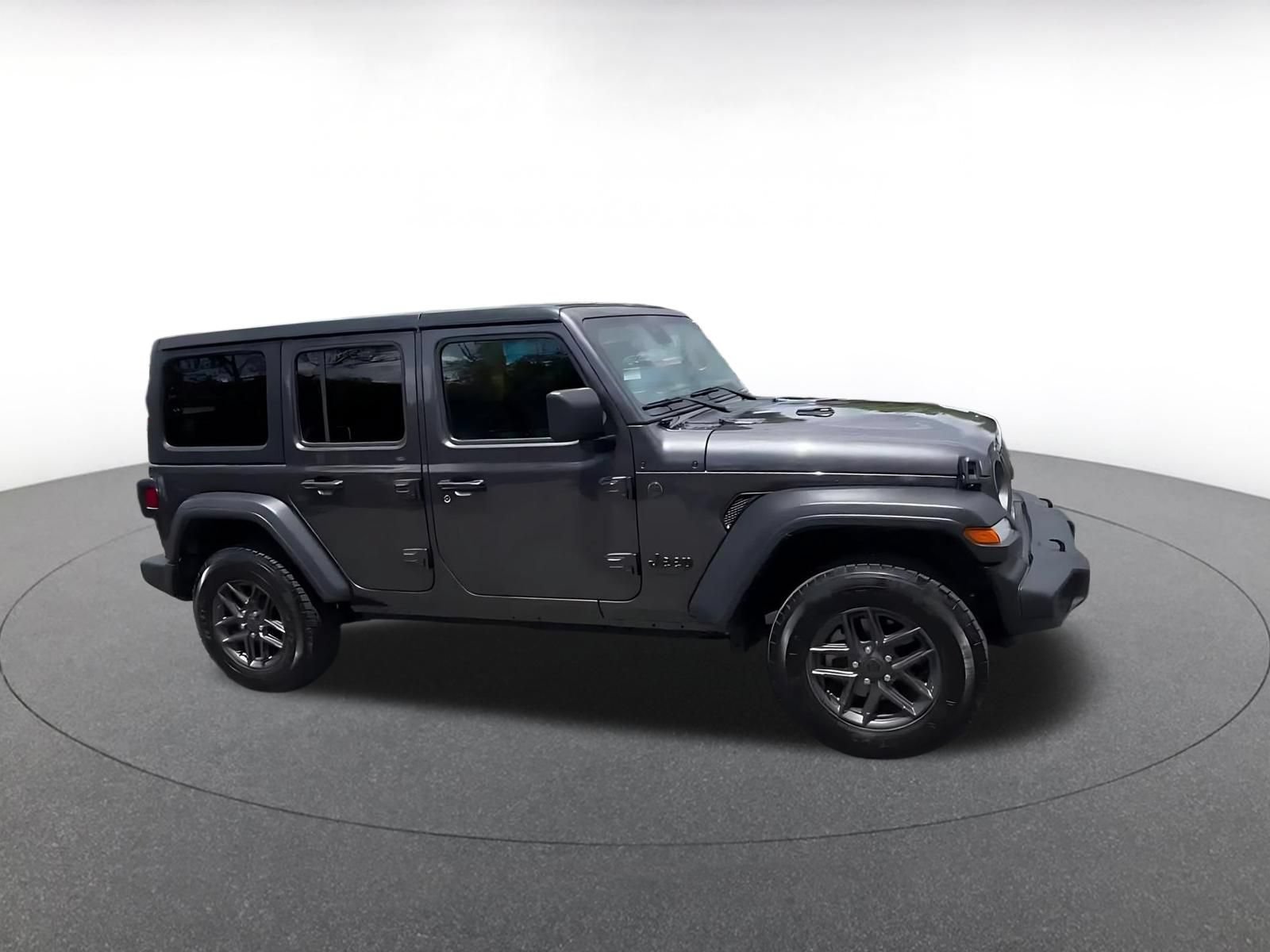 Thumbnail: 2025 Jeep Wrangler - 2