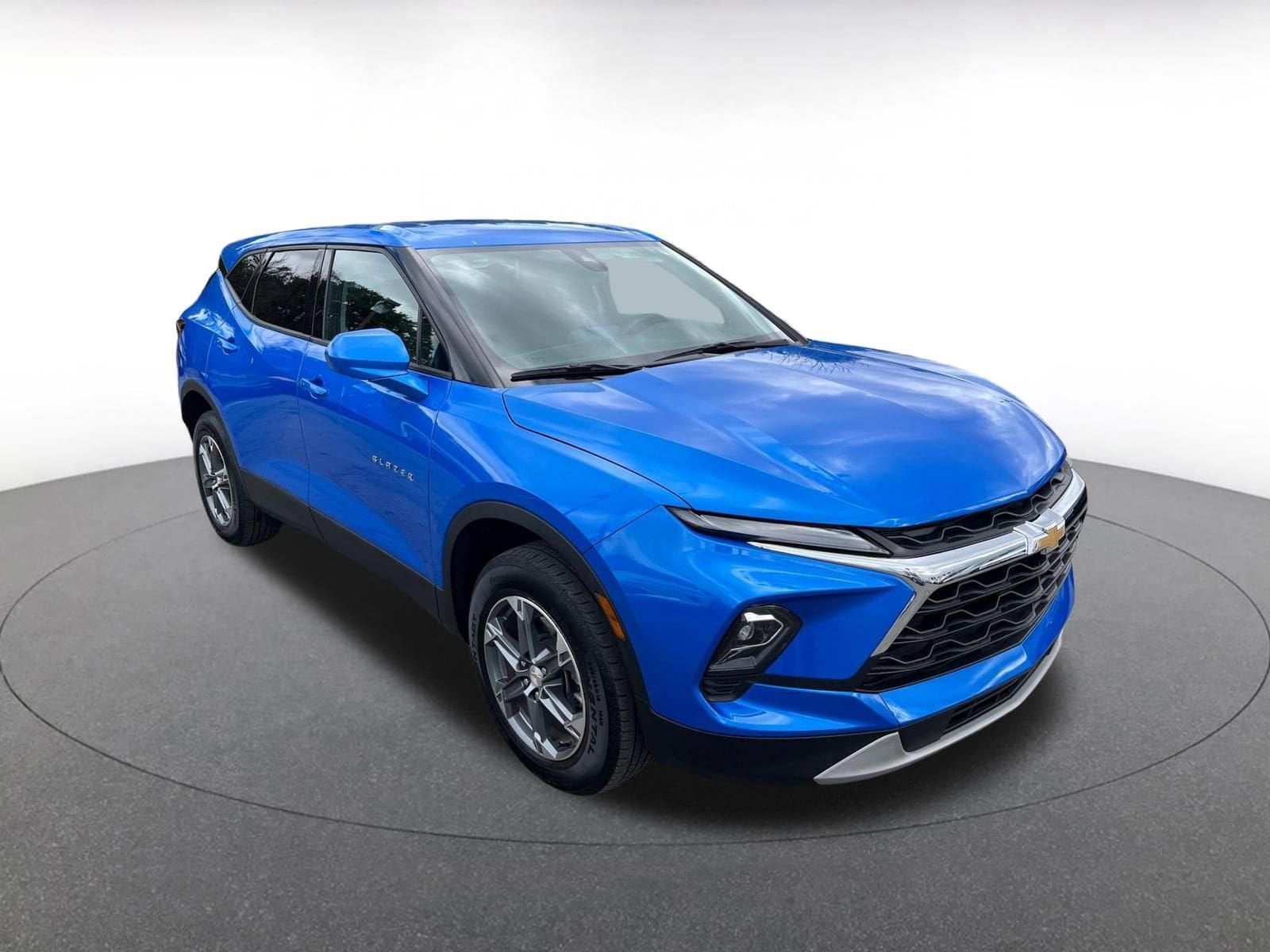 Thumbnail: 2025 Chevrolet Blazer - 1