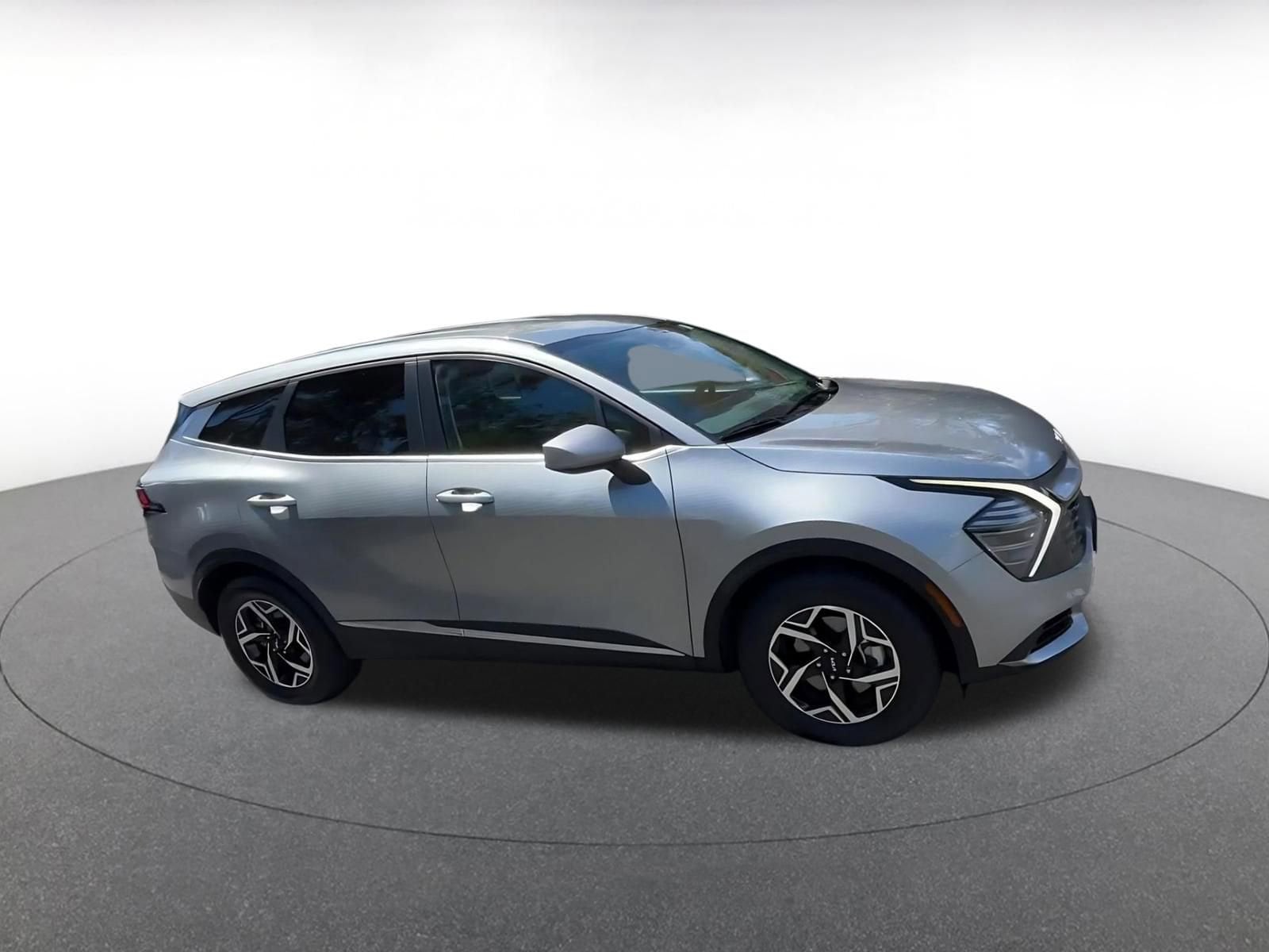 Thumbnail: 2025 Kia Sportage - 2