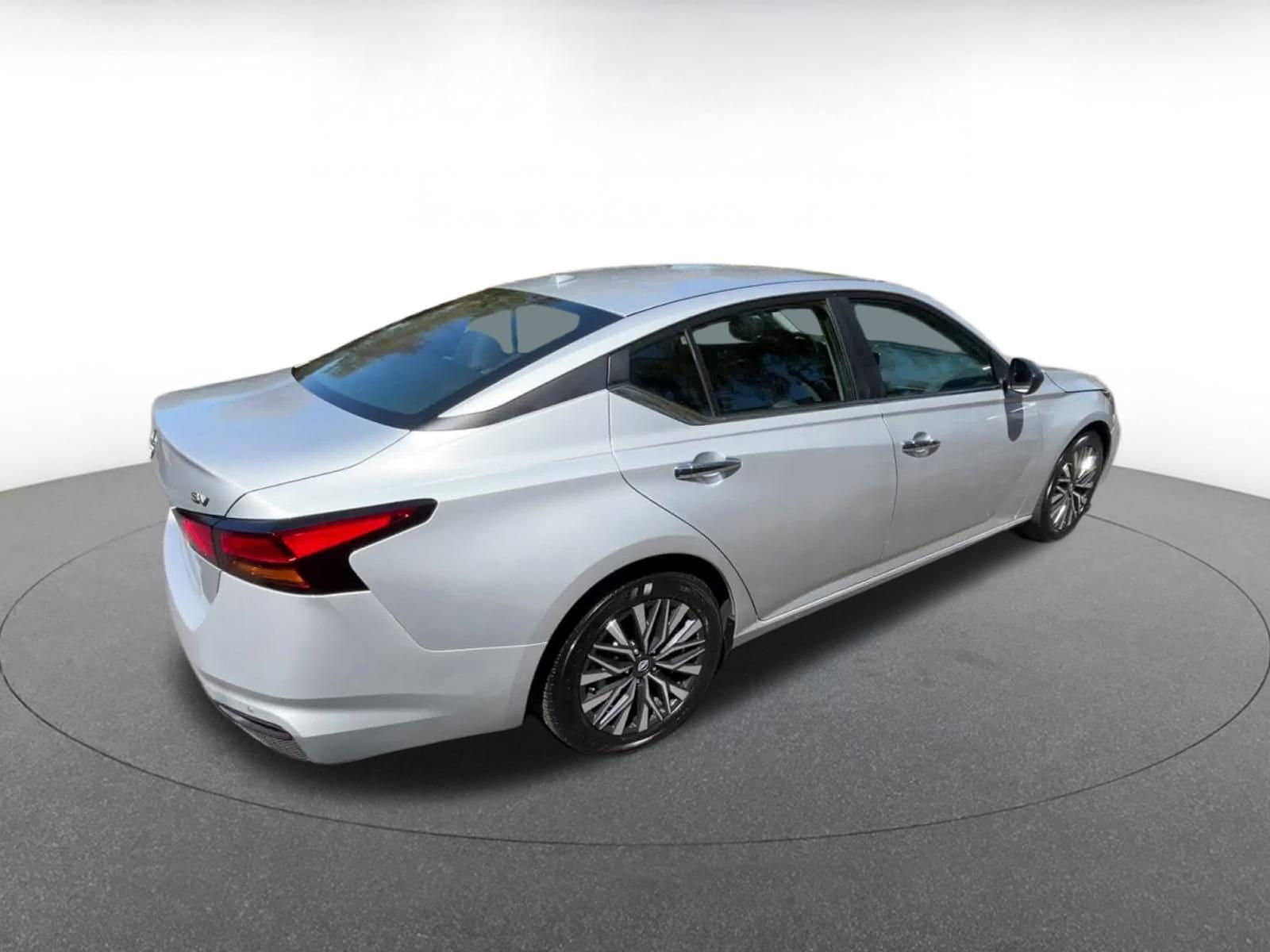 Thumbnail: 2024 Nissan Altima - 12