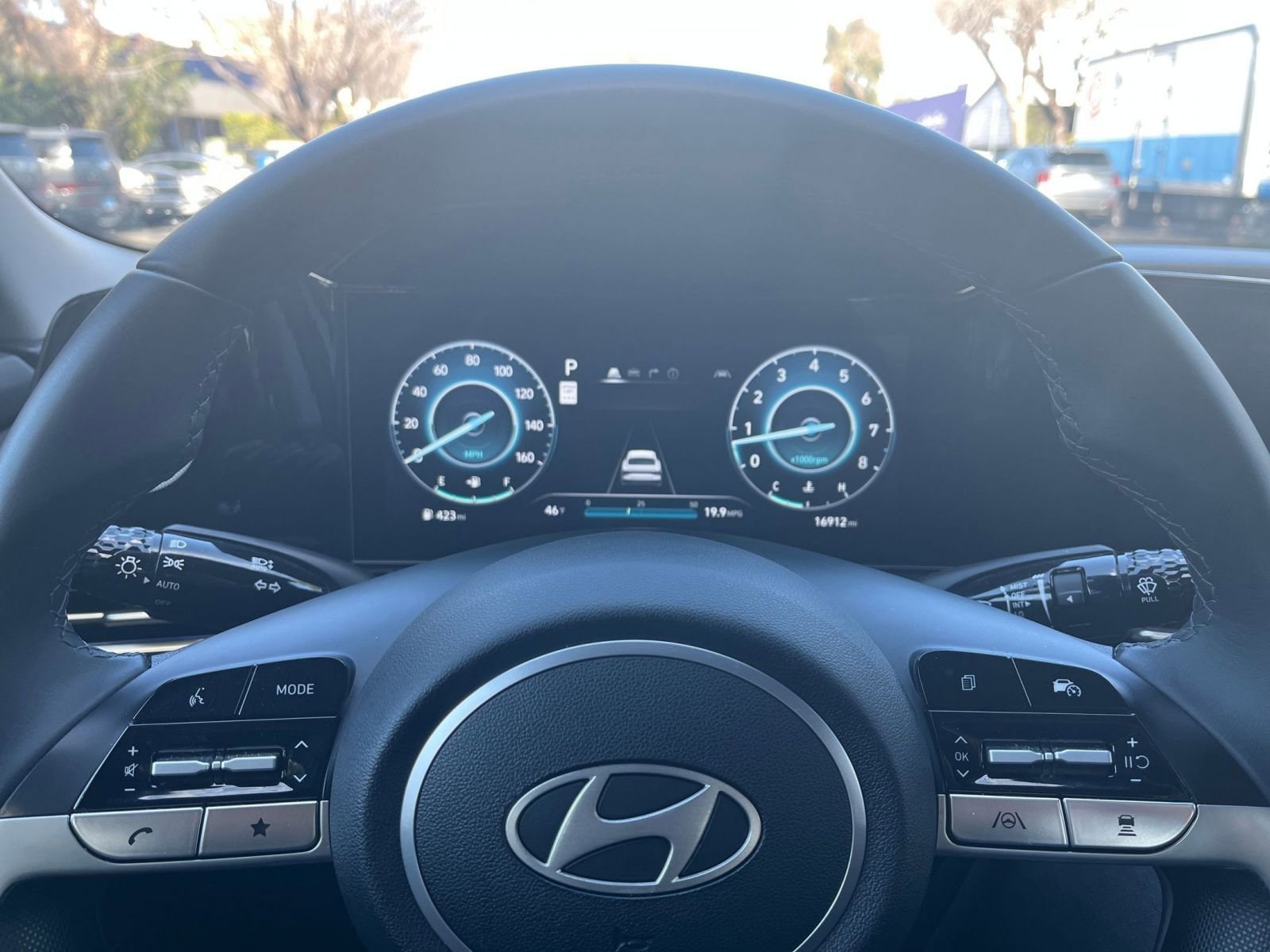 Thumbnail: 2025 Hyundai Elantra - 28