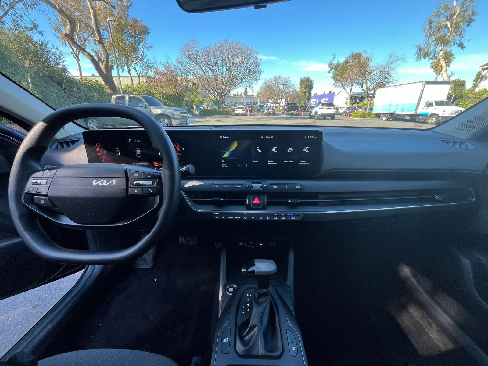 Thumbnail: 2025 Kia K4 - 32