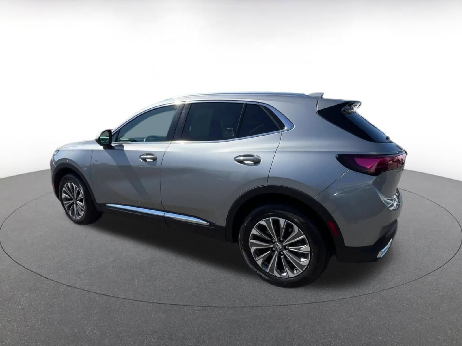 Thumbnail: 2024 Buick Envision - 10