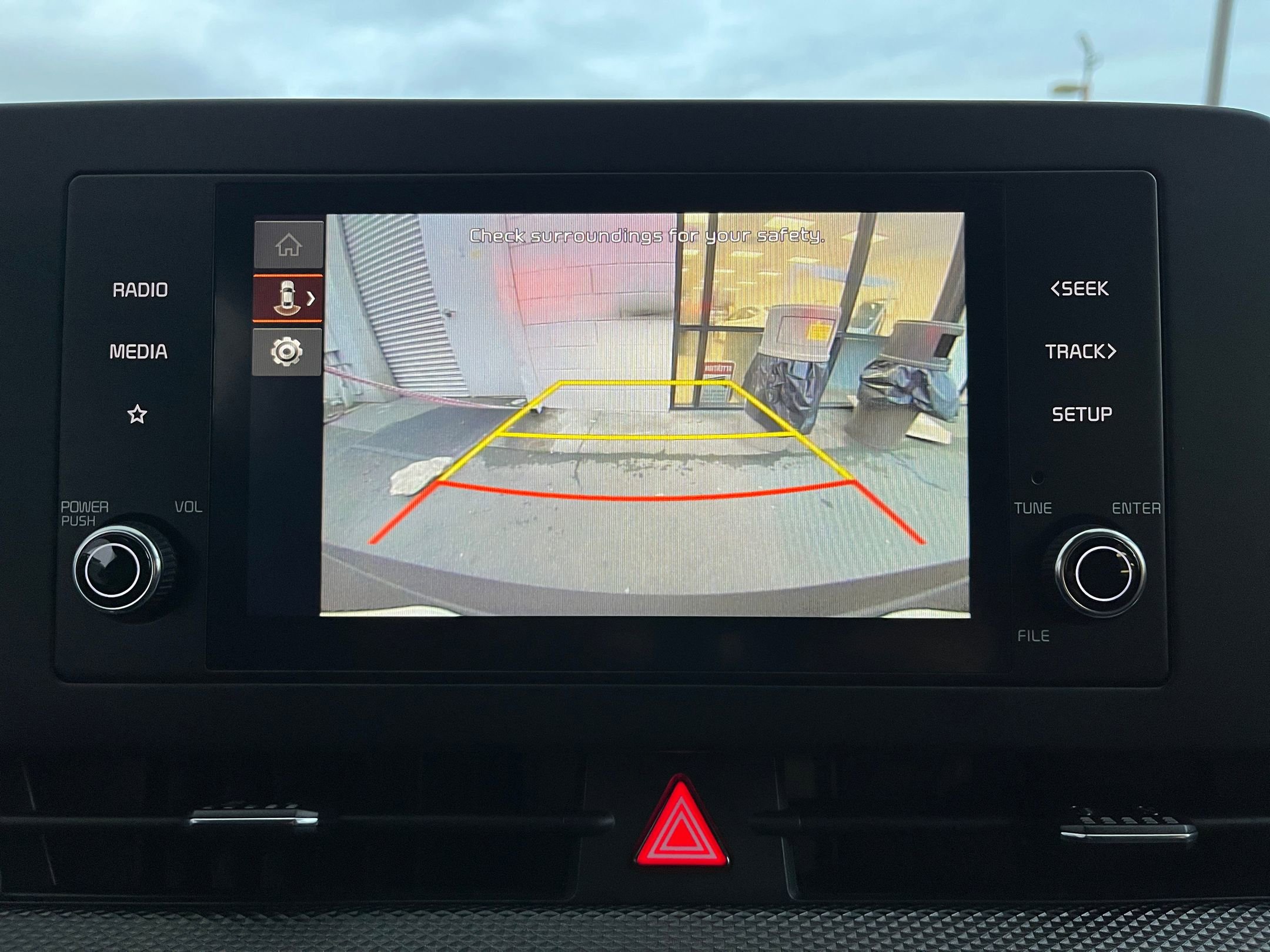 Thumbnail: 2025 Kia Sportage - 17