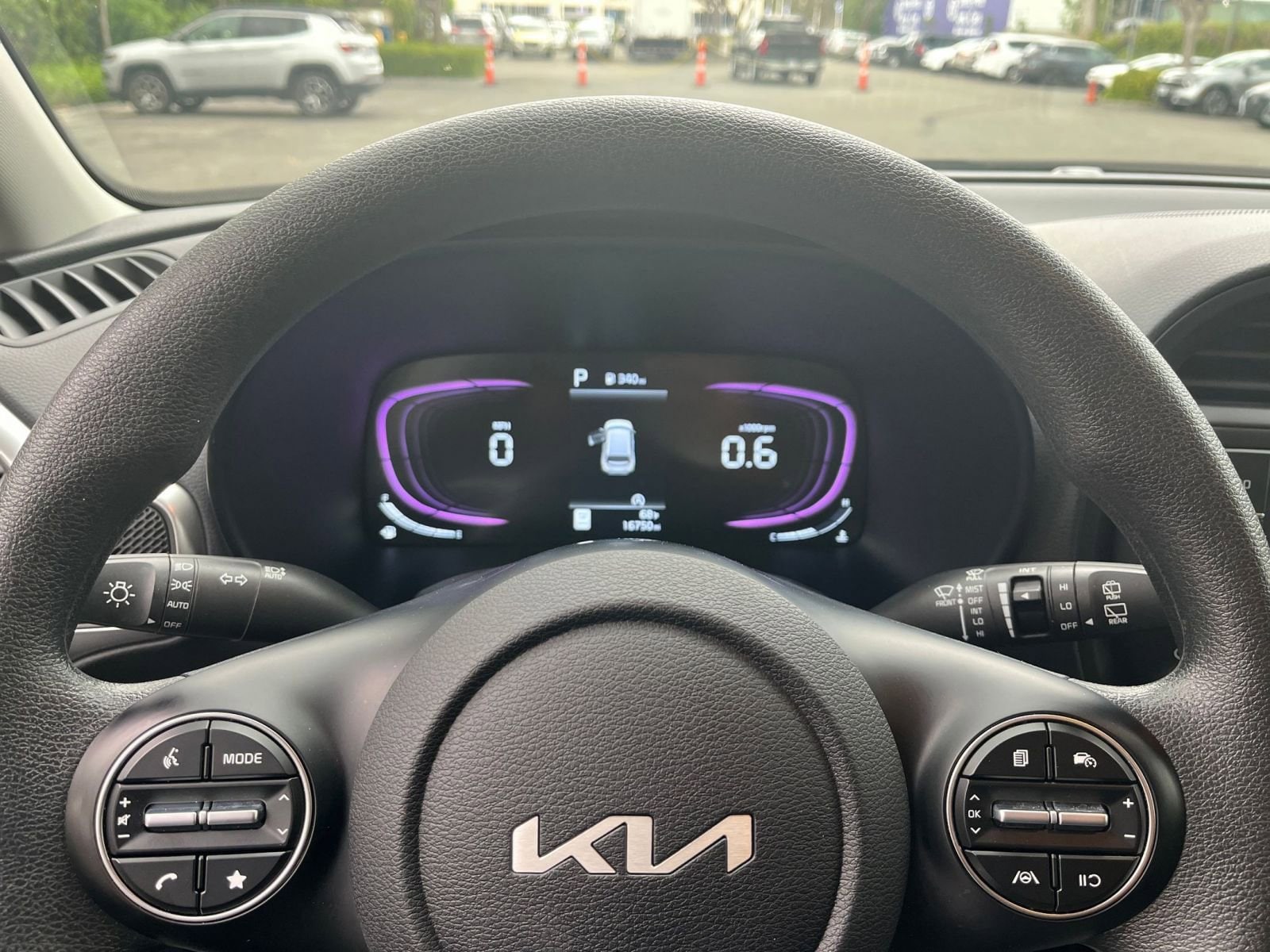 Thumbnail: 2025 Kia Soul - 25