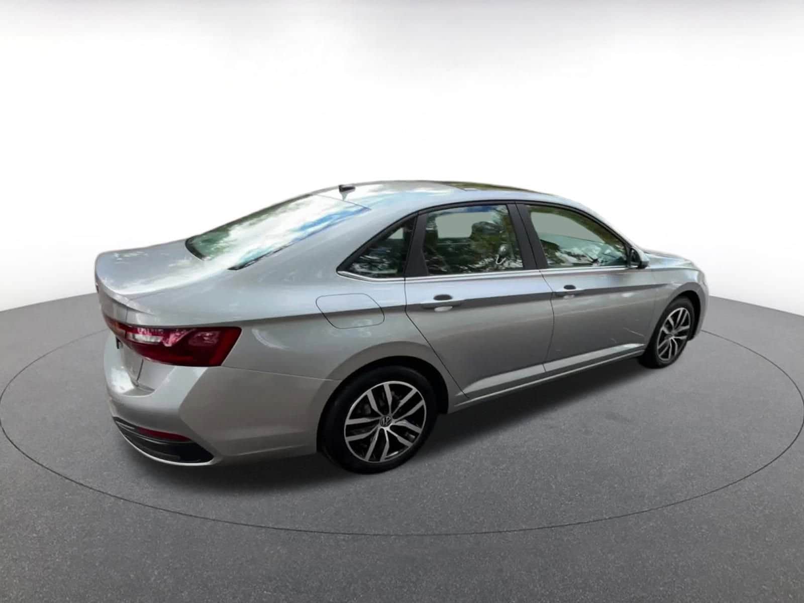 Thumbnail: 2025 Volkswagen Jetta - 14