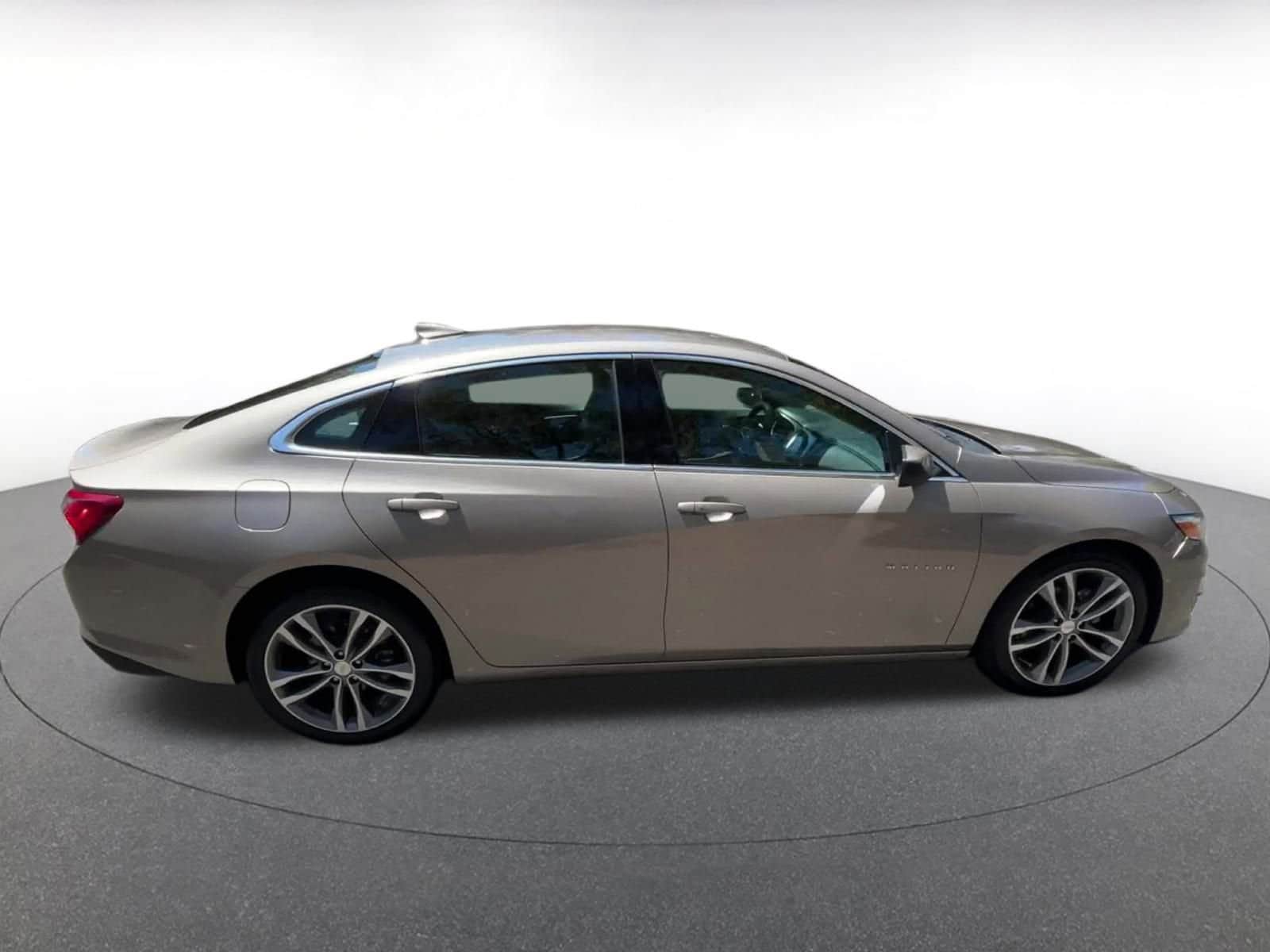 Thumbnail: 2024 Chevrolet Malibu - 16