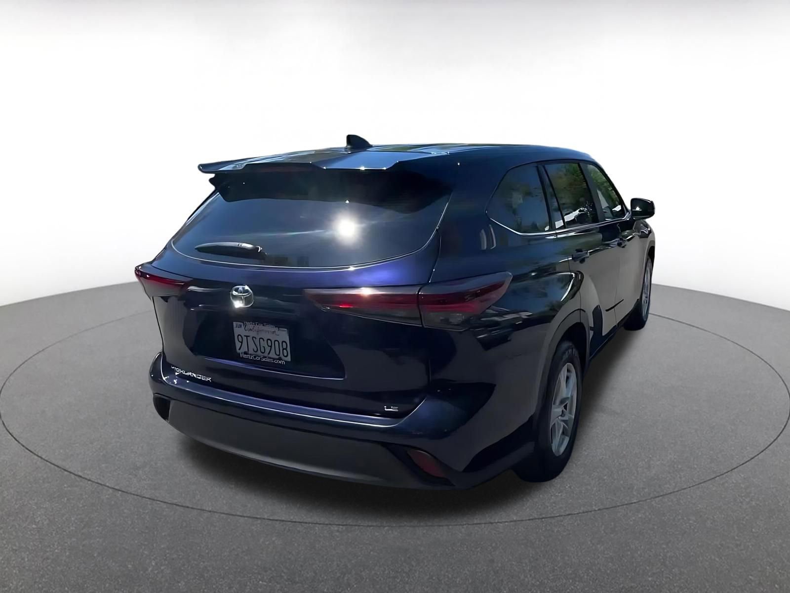 Thumbnail: 2025 Toyota Highlander - 14