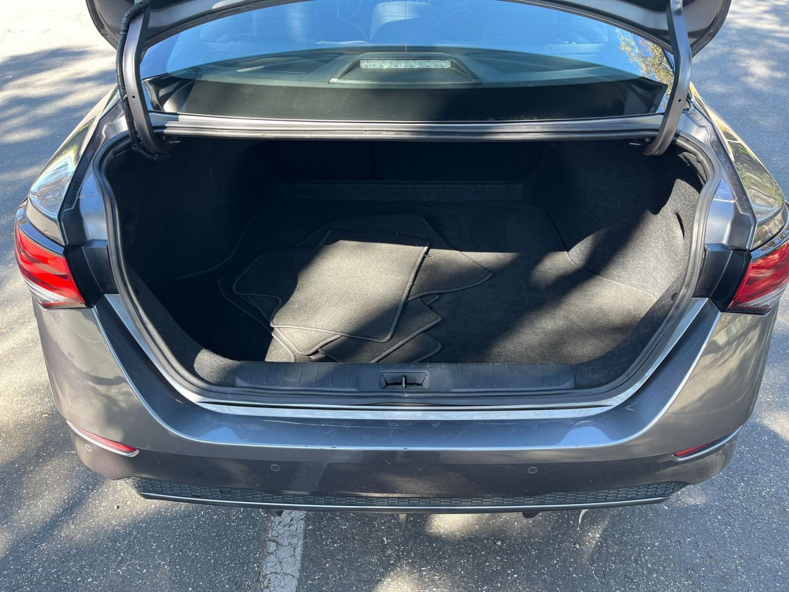 Thumbnail: 2025 Nissan Sentra - 29