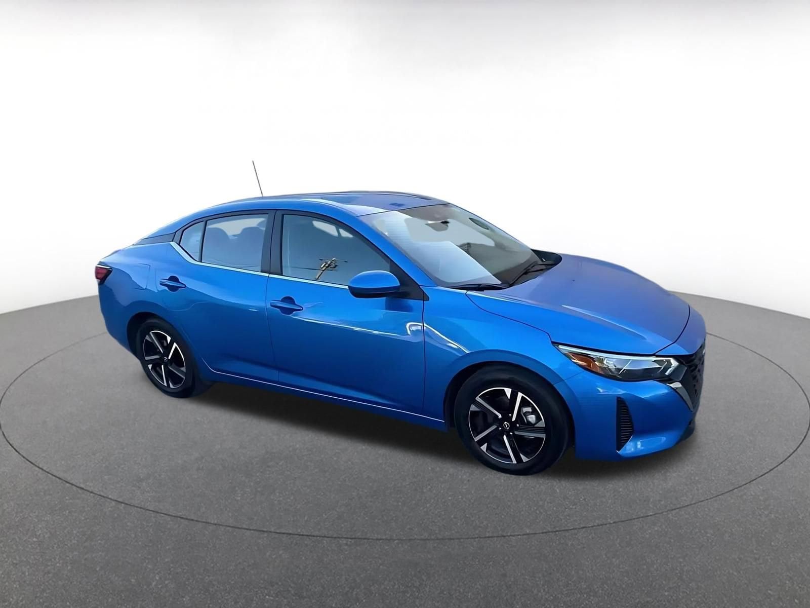 Thumbnail: 2025 Nissan Sentra - 2