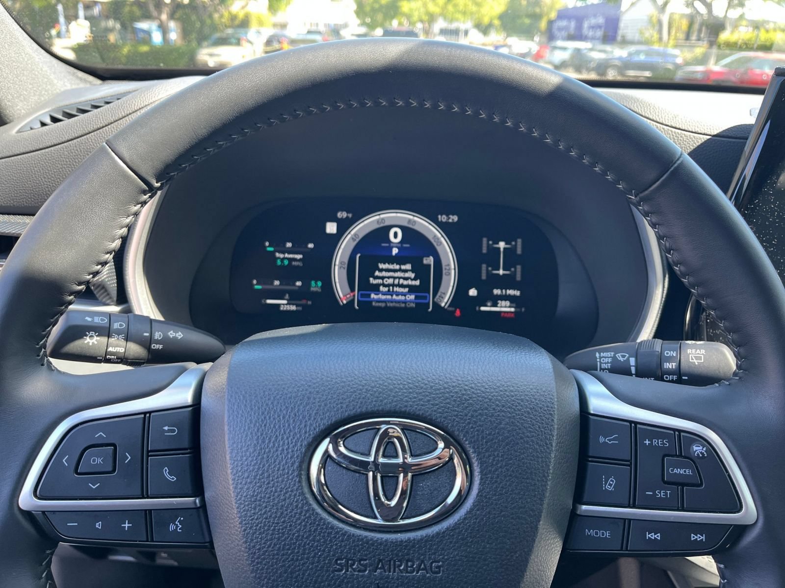 Thumbnail: 2025 Toyota Highlander - 29