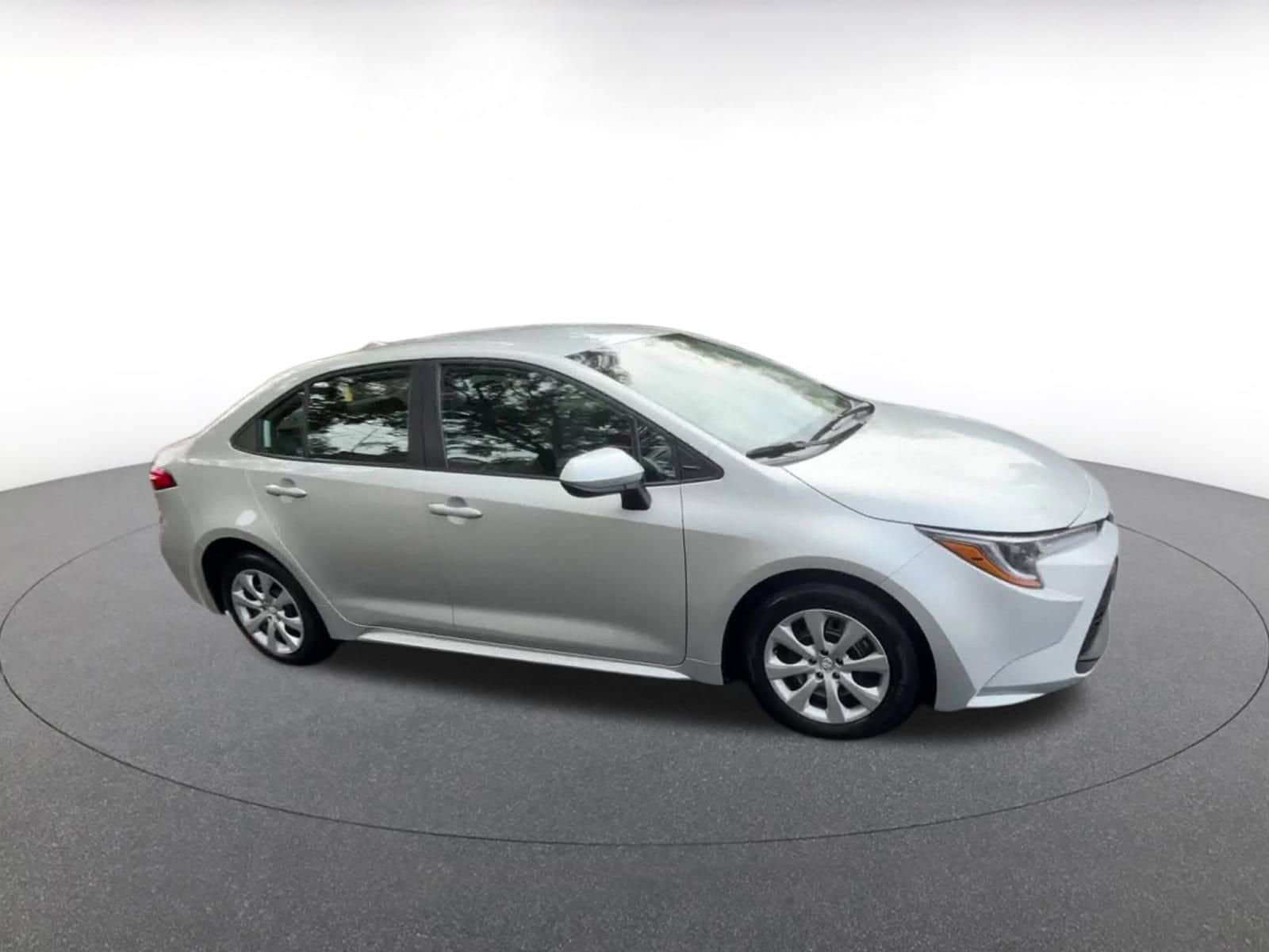 Thumbnail: 2025 Toyota Corolla - 2