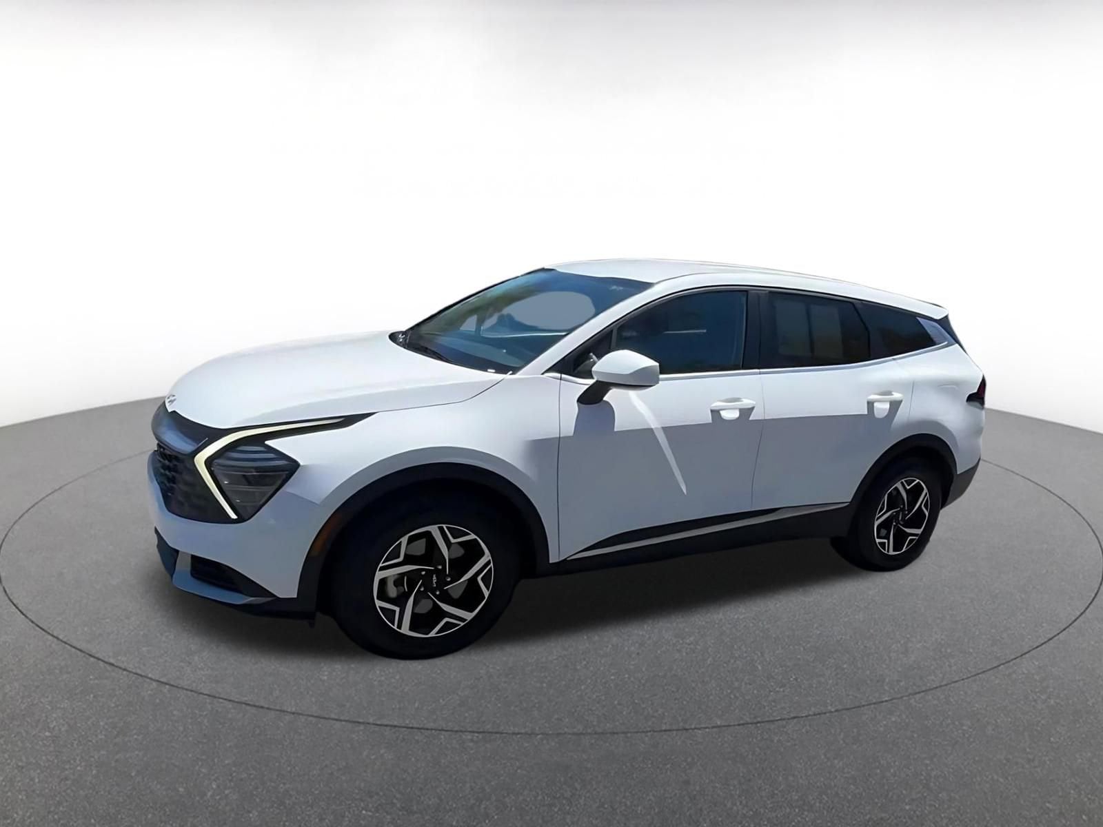 Thumbnail: 2025 Kia Sportage - 9