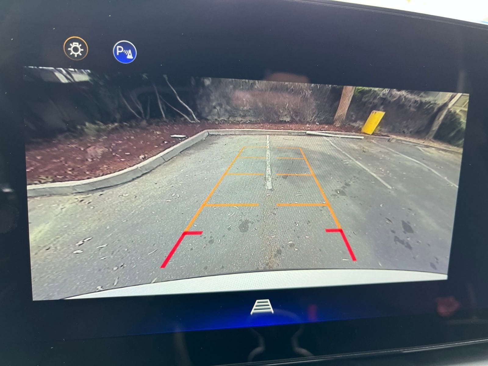 Thumbnail: 2025 Chevrolet Equinox - 23