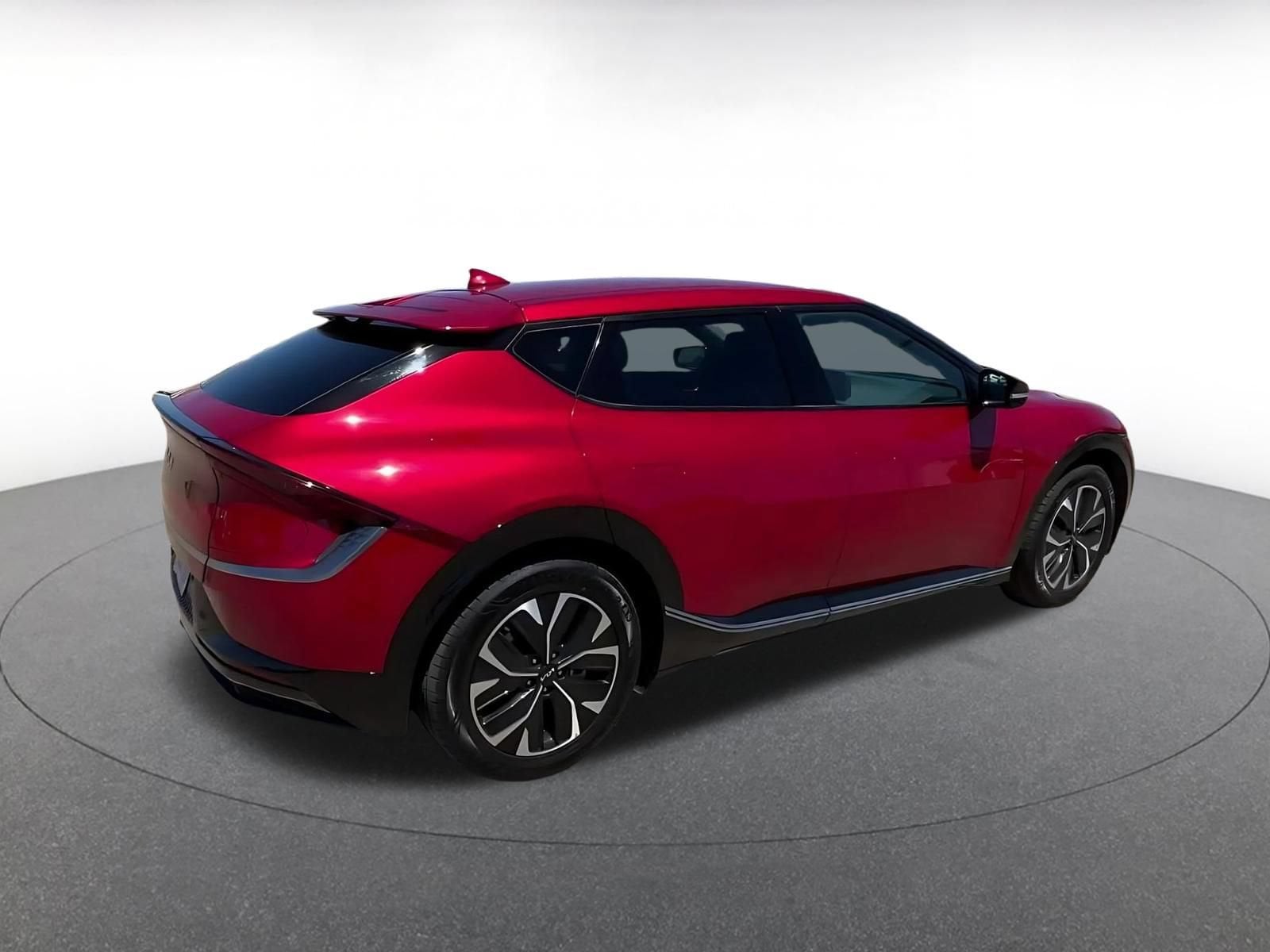 Thumbnail: 2023 Kia EV6 - 15