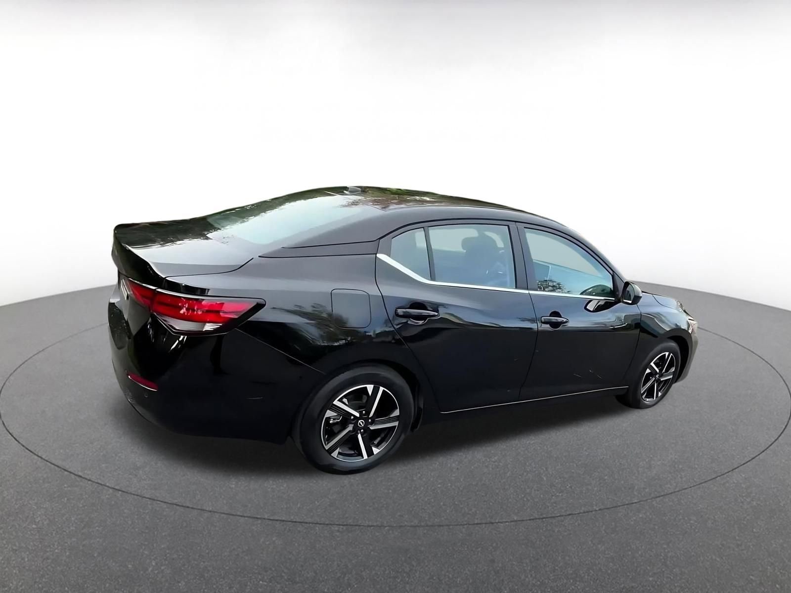 Thumbnail: 2025 Nissan Sentra - 15