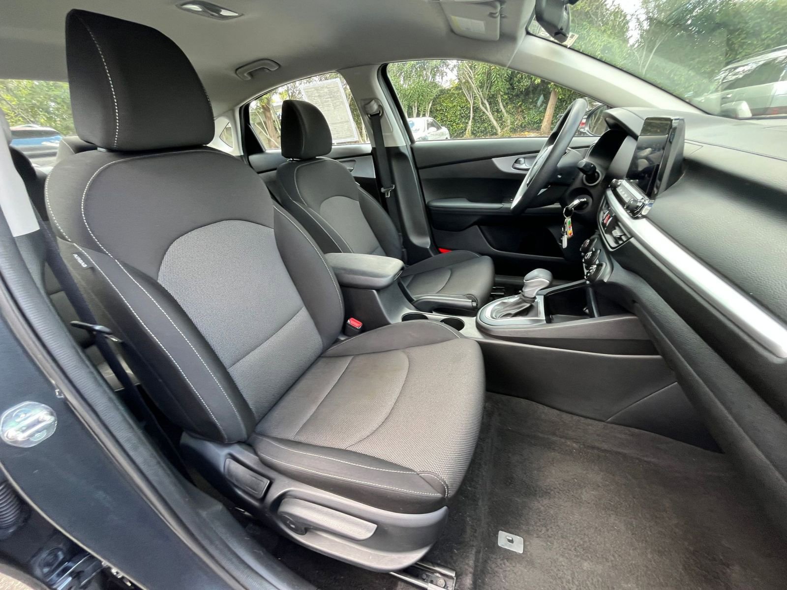 Thumbnail: 2024 Kia Forte - 34