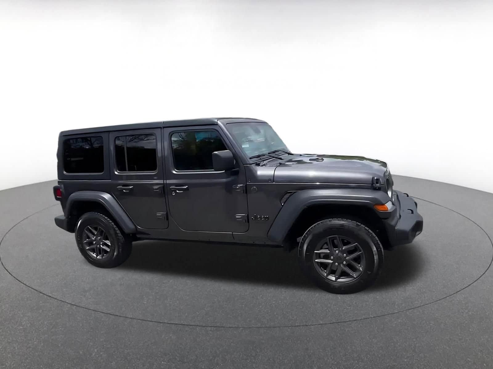Thumbnail: 2025 Jeep Wrangler - 2