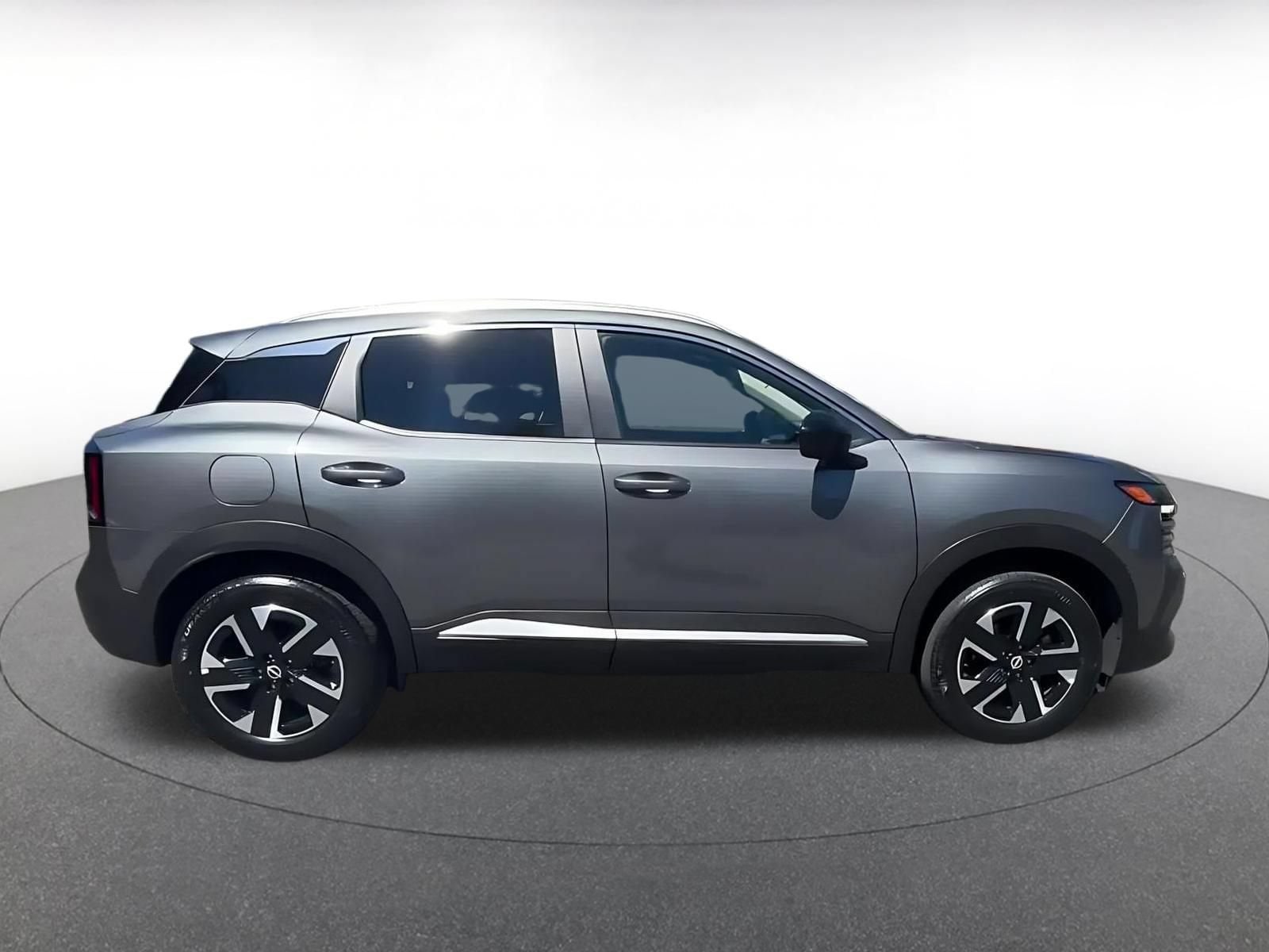 Thumbnail: 2026 Nissan Kicks - 16