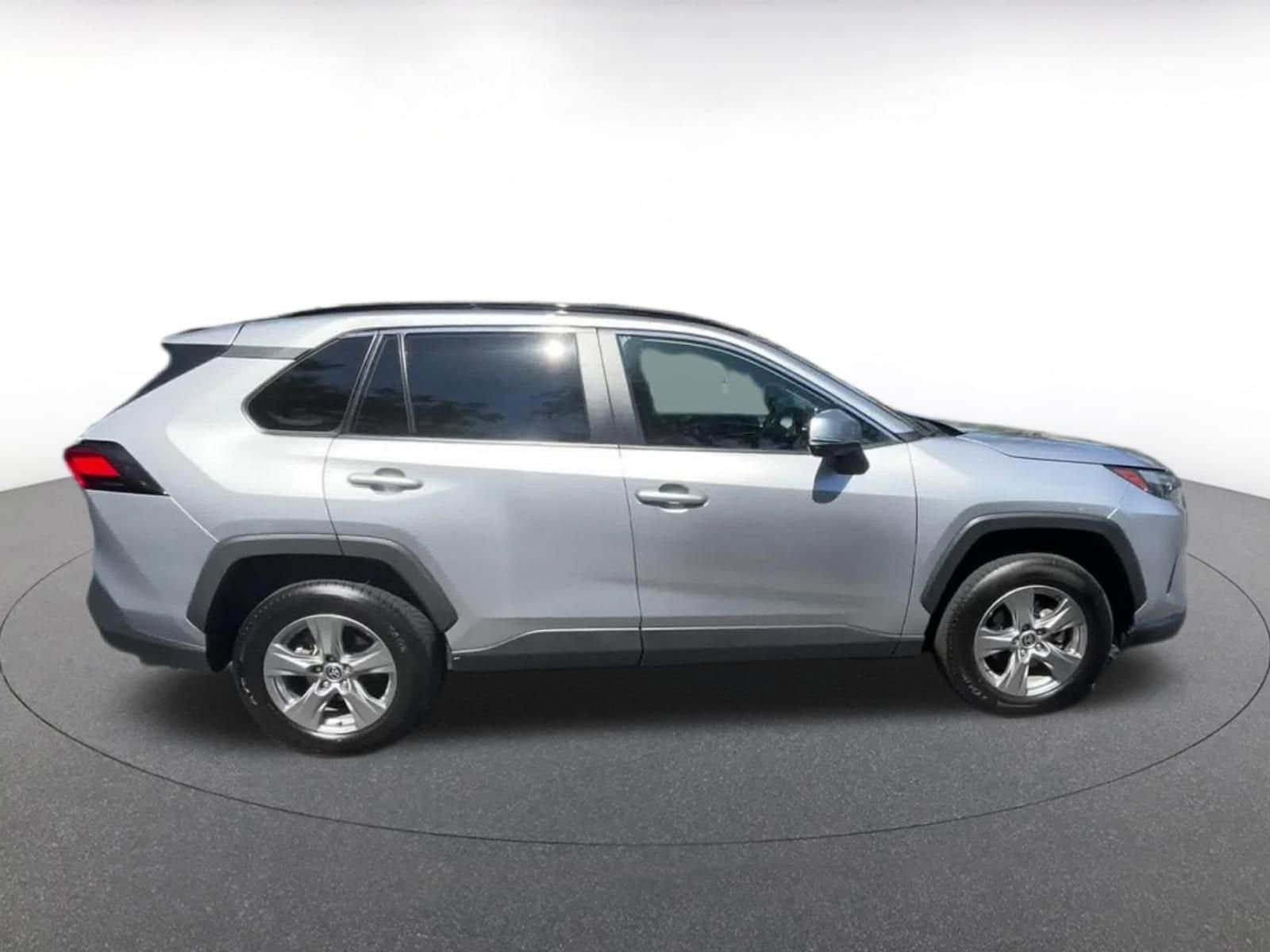 Thumbnail: 2024 Toyota RAV4 - 16