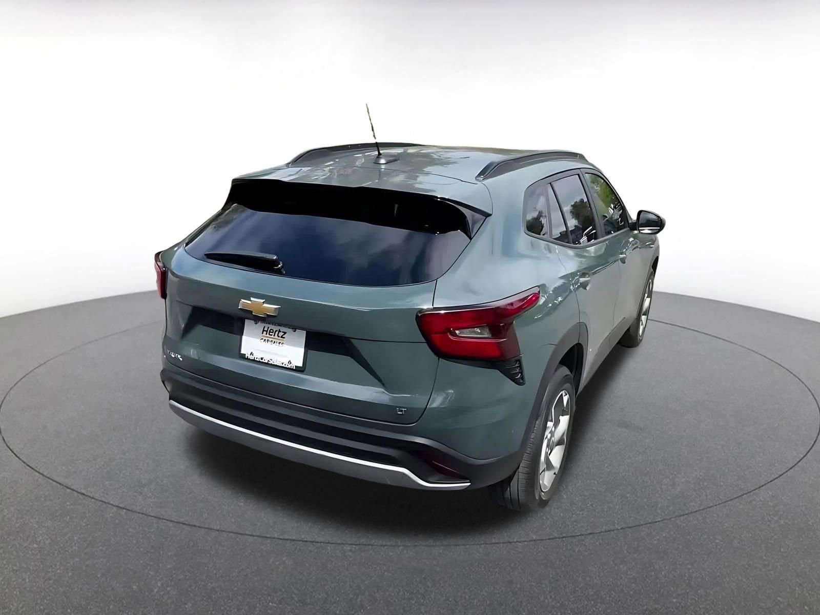 Thumbnail: 2025 Chevrolet Trax - 14