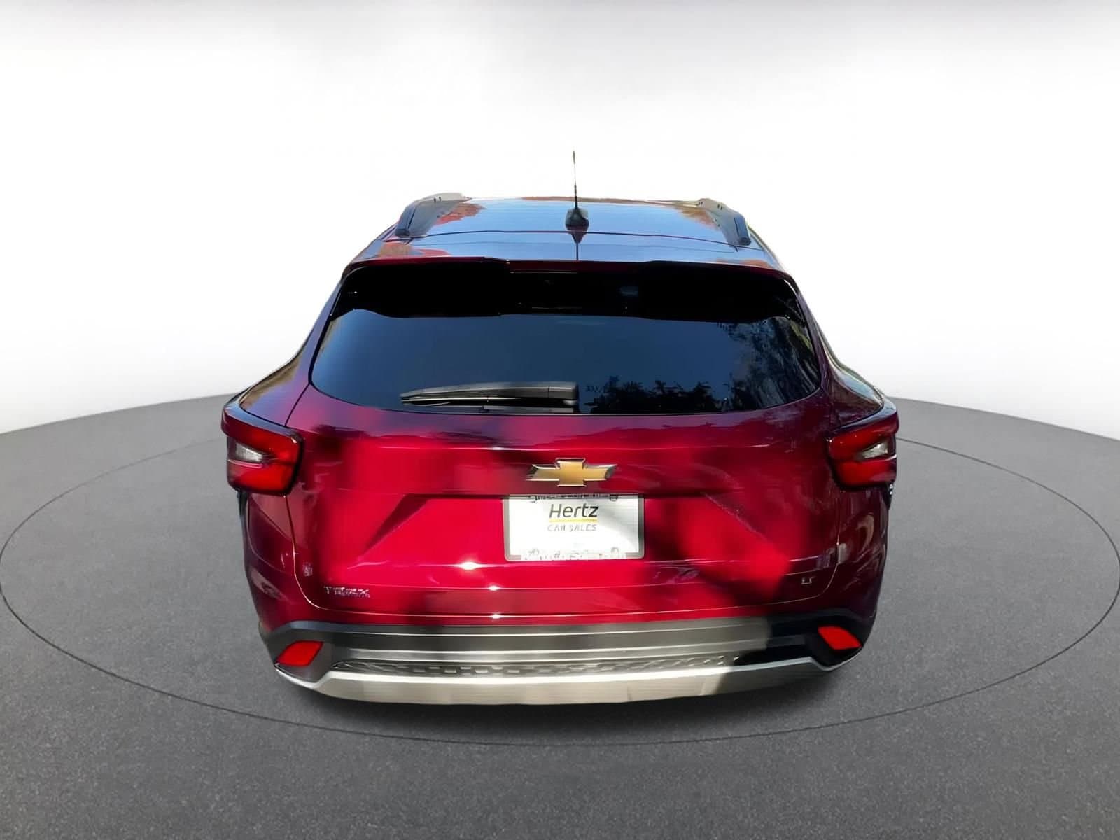 Thumbnail: 2025 Chevrolet Trax - 15