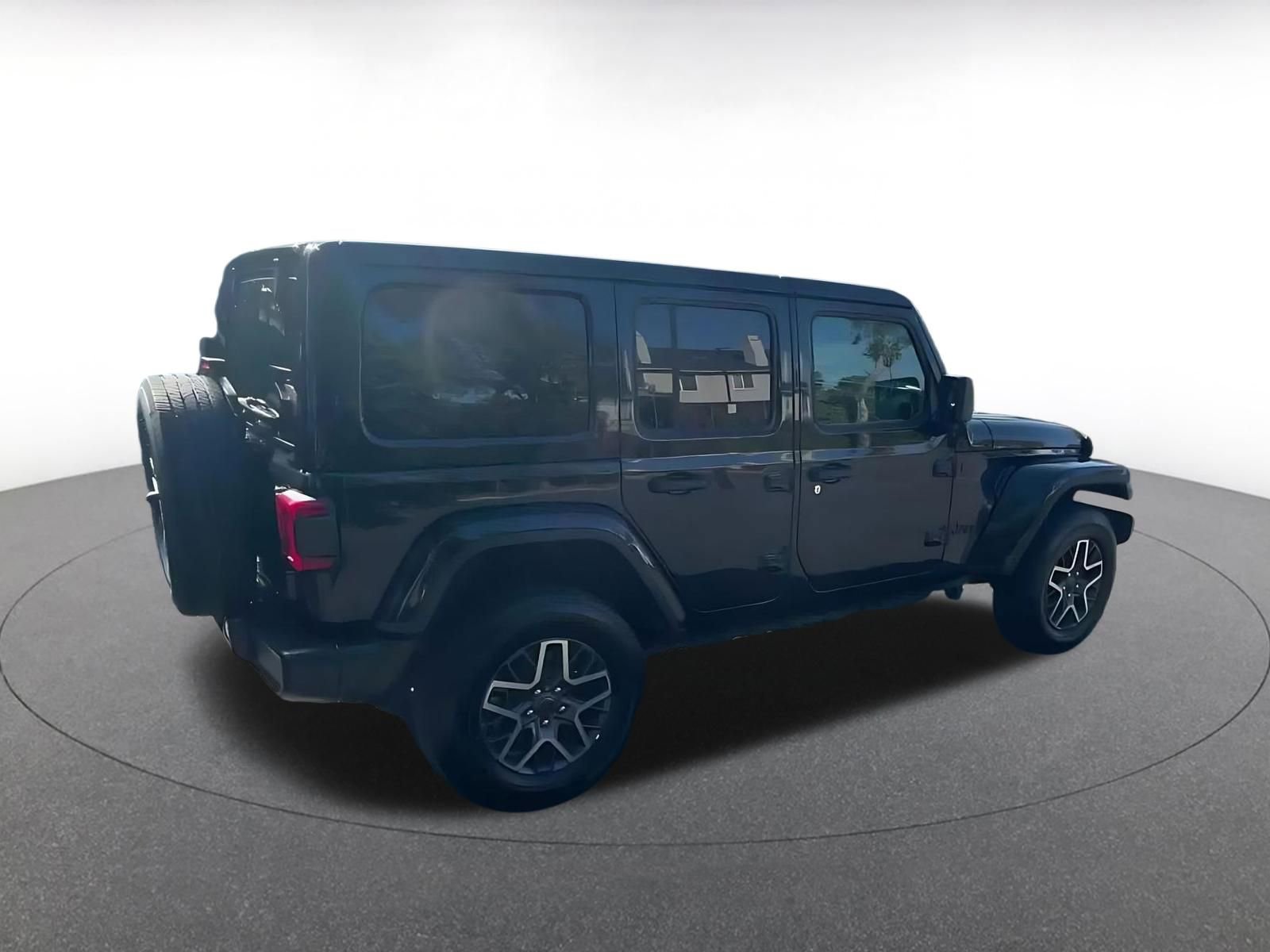 Thumbnail: 2025 Jeep Wrangler - 14