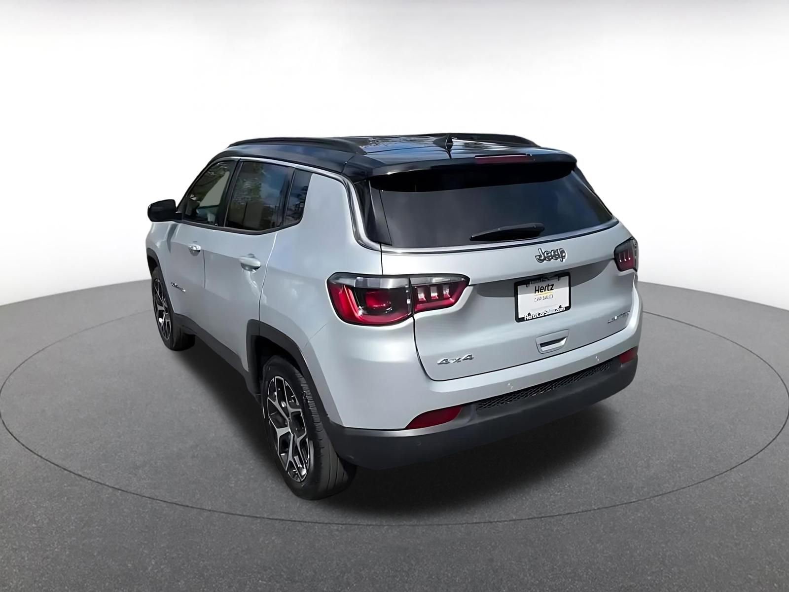 Thumbnail: 2025 Jeep Compass - 11