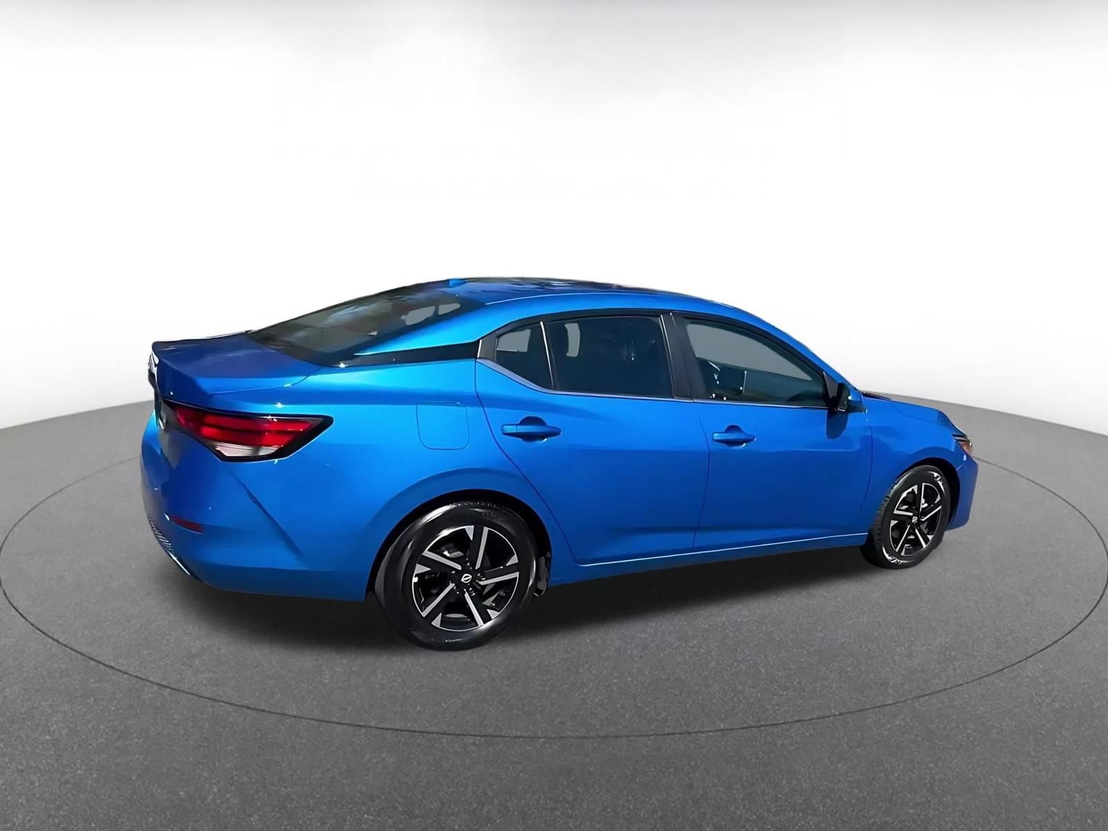 Thumbnail: 2025 Nissan Sentra - 15