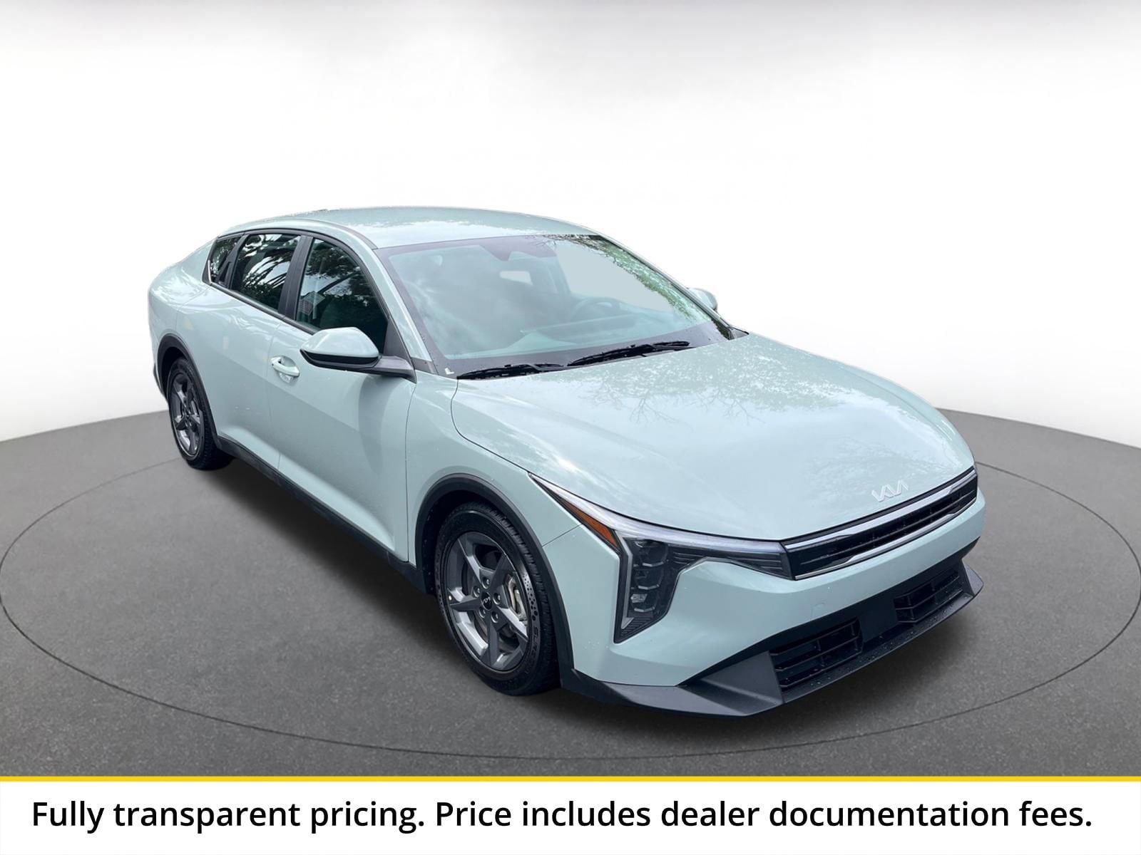 Thumbnail: 2025 Kia K4 - 1