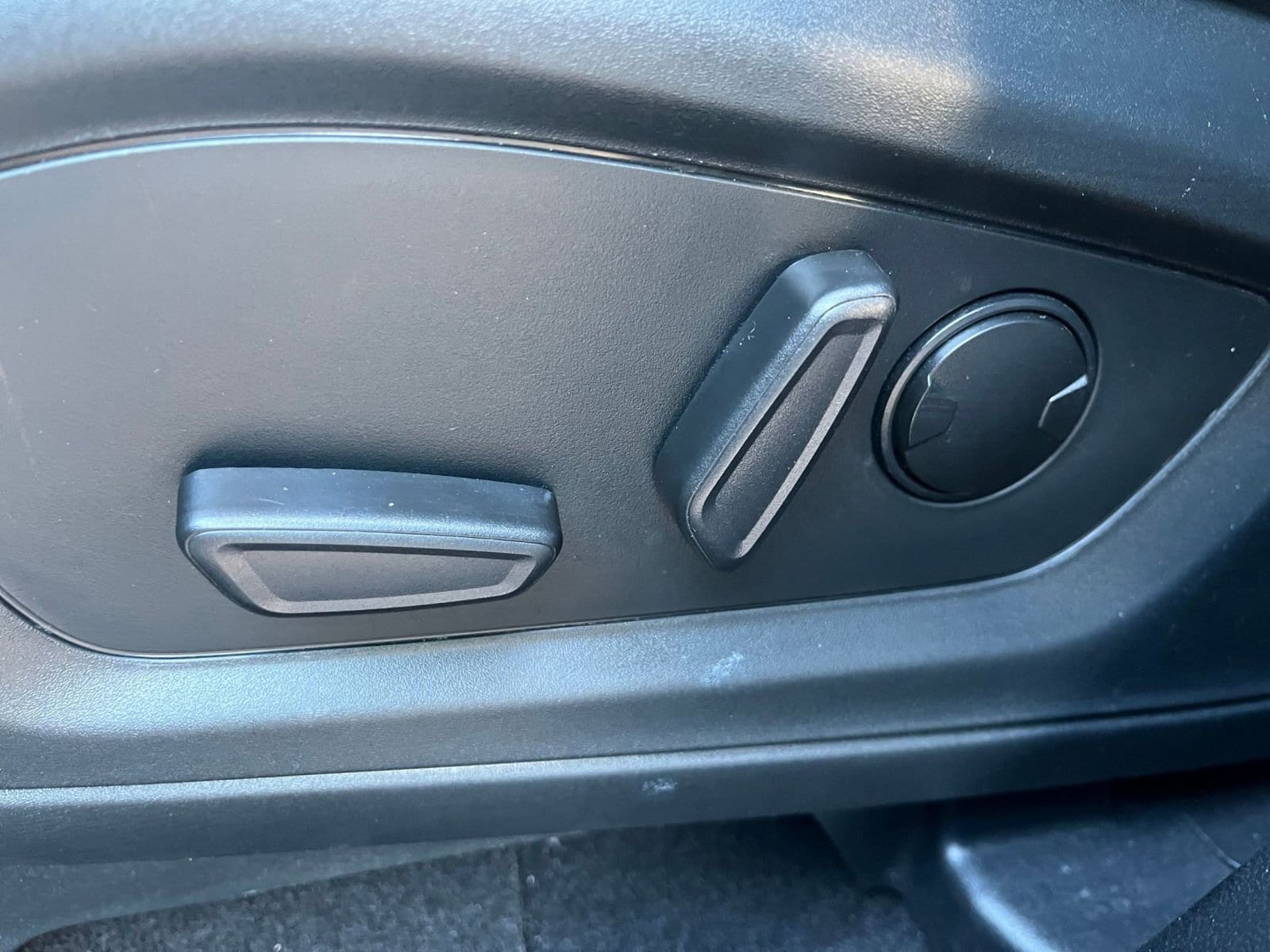 Thumbnail: 2024 Ford Explorer - 22