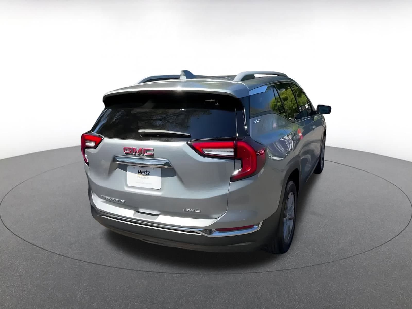 Thumbnail: 2024 GMC Terrain - 14