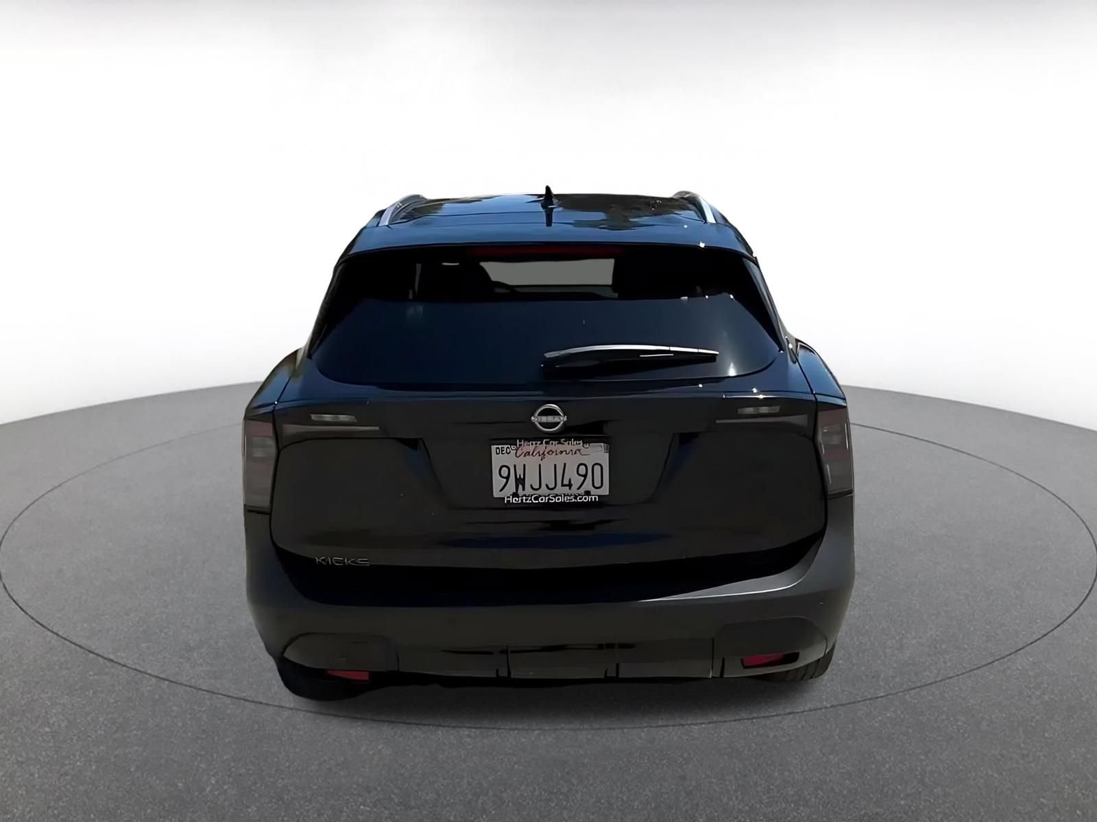 Thumbnail: 2026 Nissan Kicks - 10