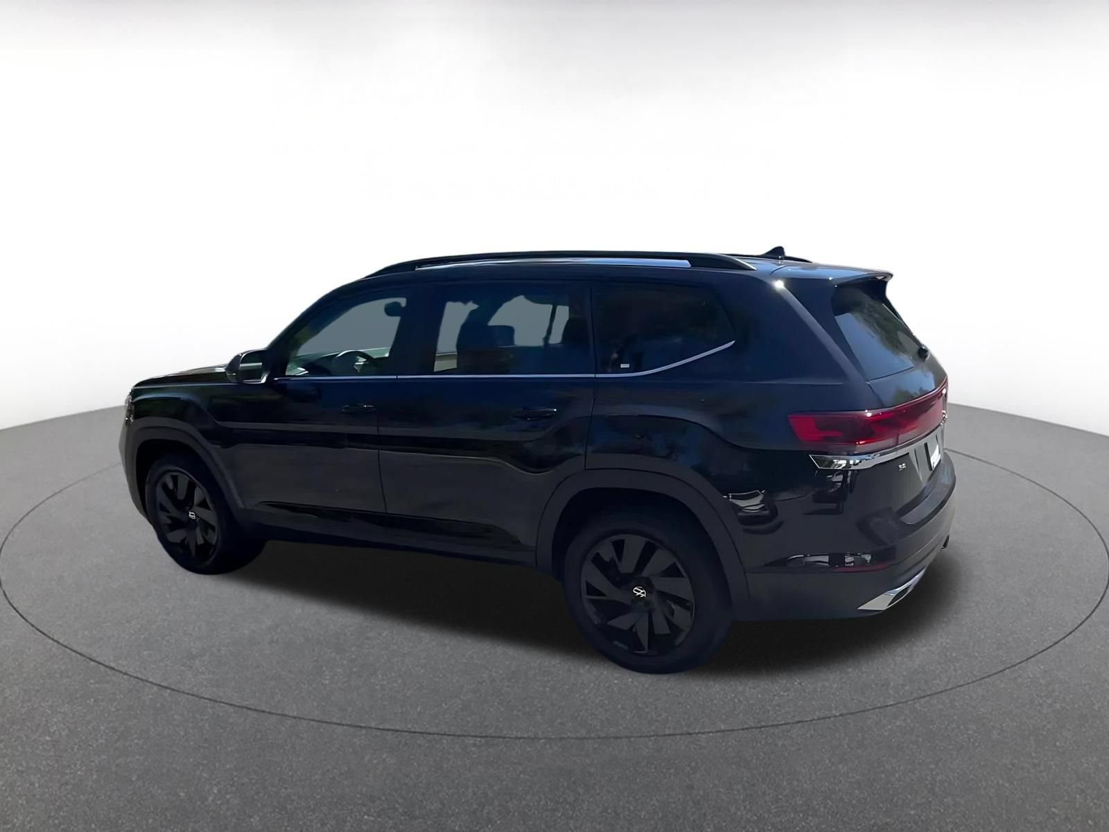 Thumbnail: 2026 Volkswagen Atlas - 10