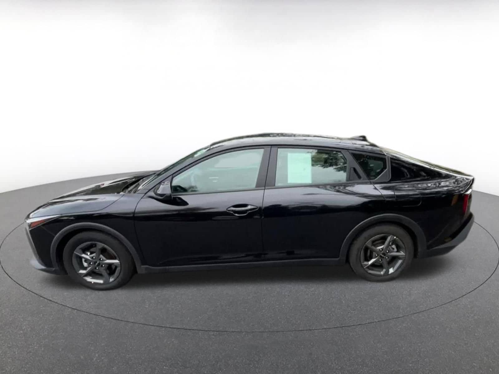 Thumbnail: 2025 Kia K4 - 9