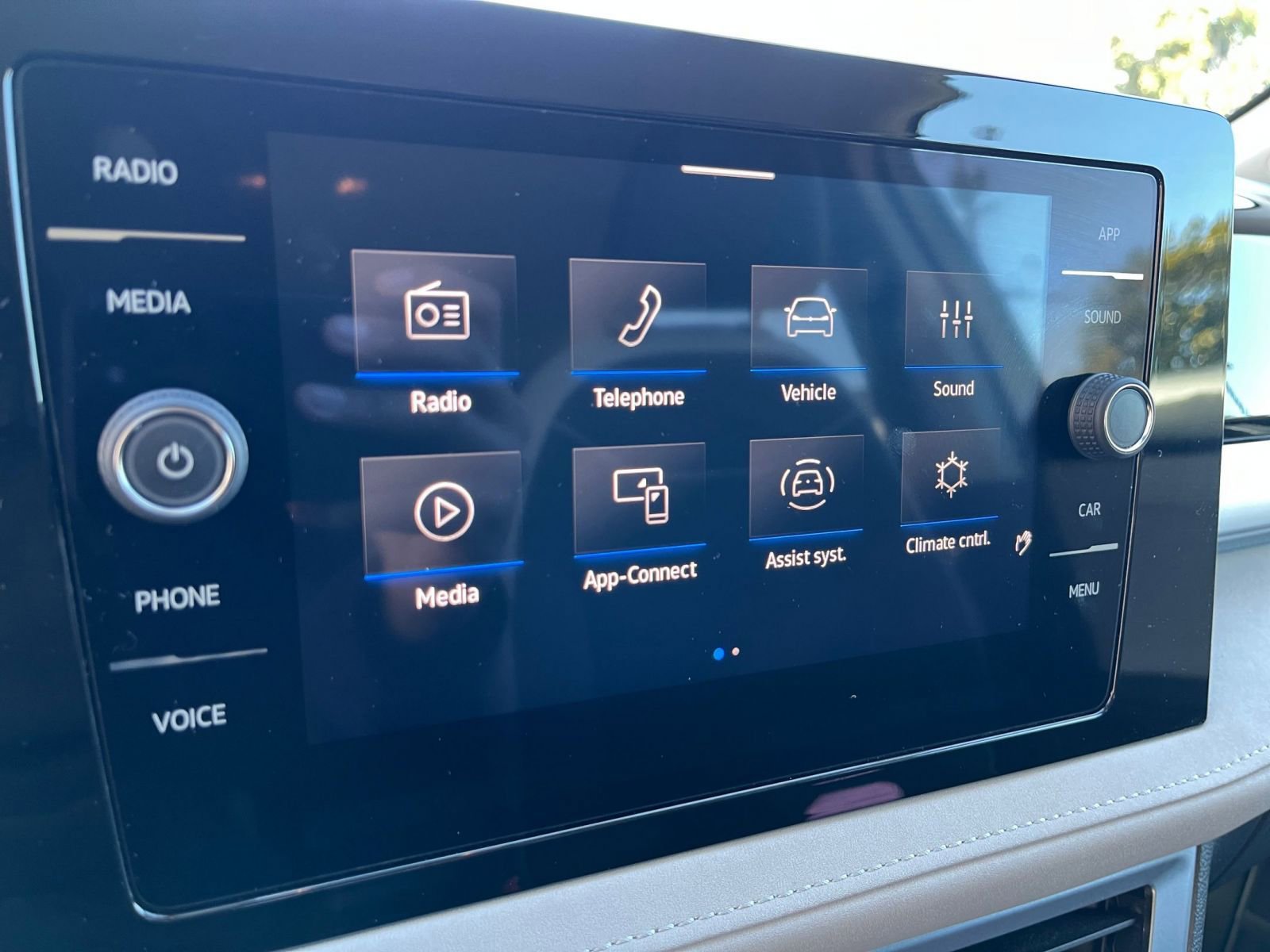 Thumbnail: 2025 Volkswagen Taos - 20