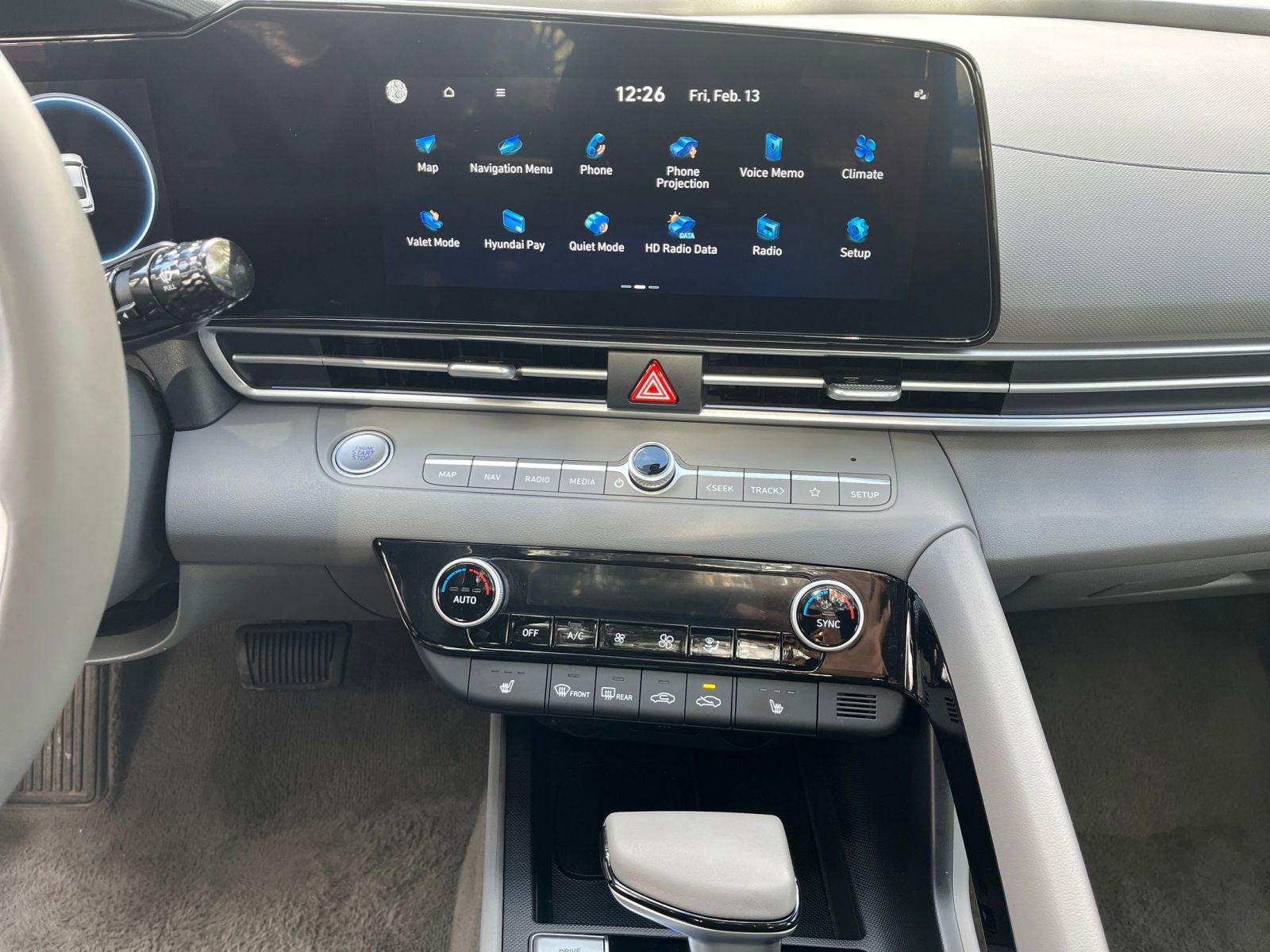 Thumbnail: 2025 Hyundai Elantra - 17