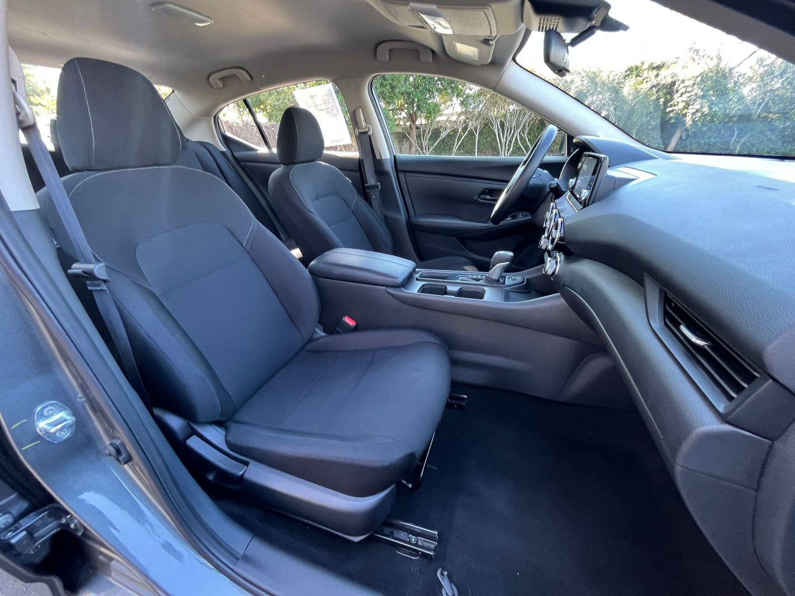 Thumbnail: 2025 Nissan Sentra - 34