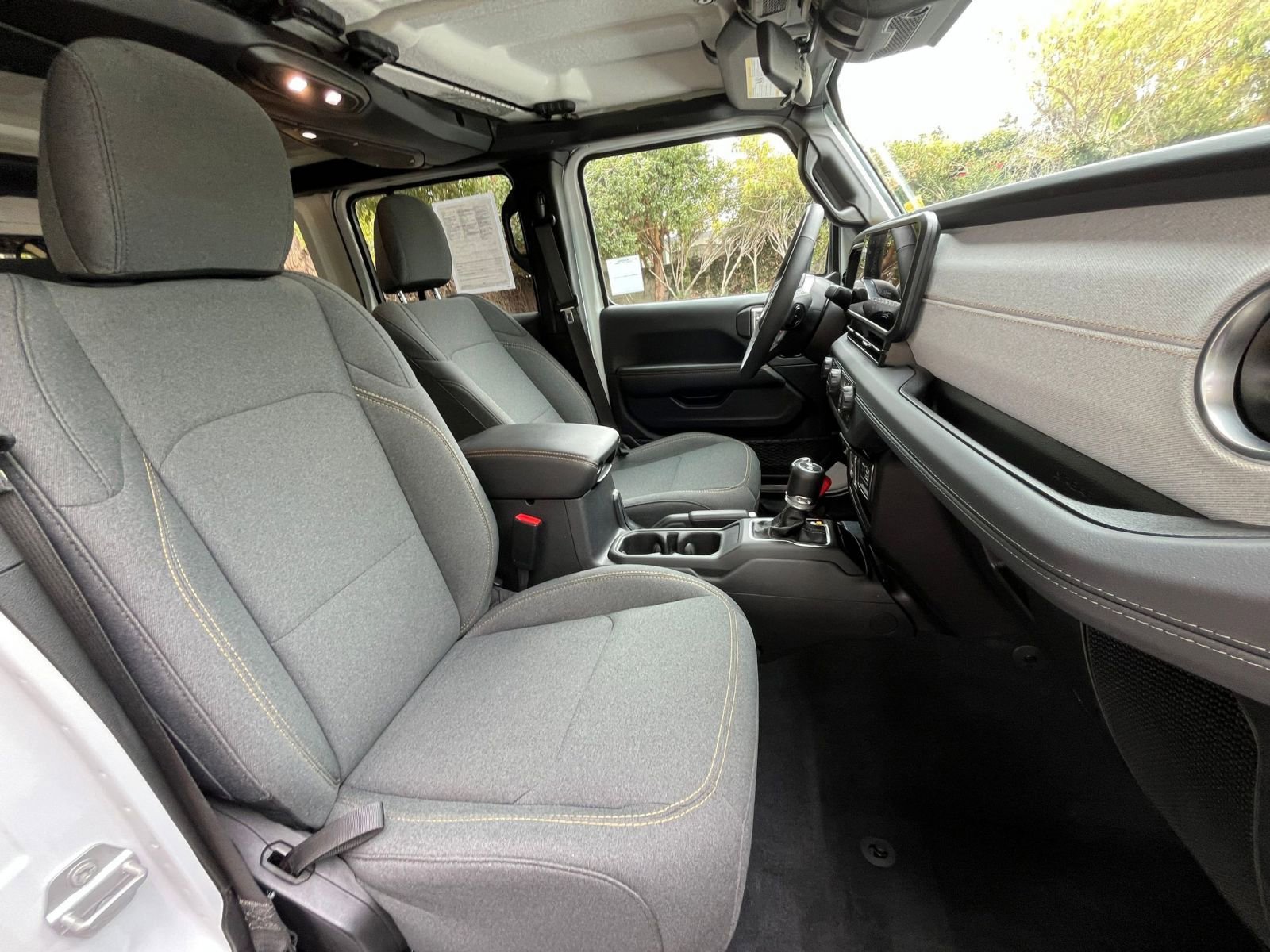 Thumbnail: 2025 Jeep Wrangler - 35