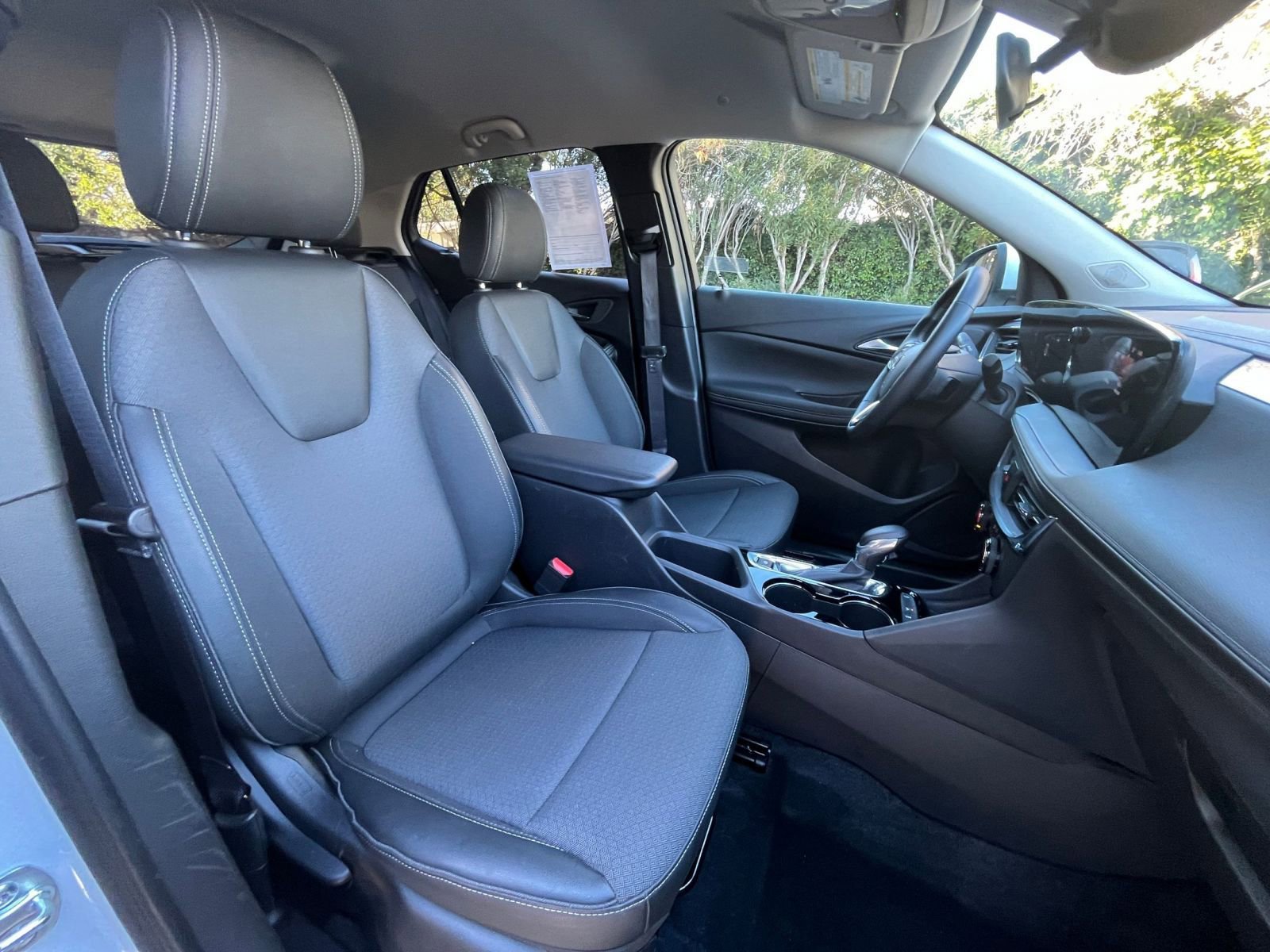 Thumbnail: 2025 Buick Encore GX - 34