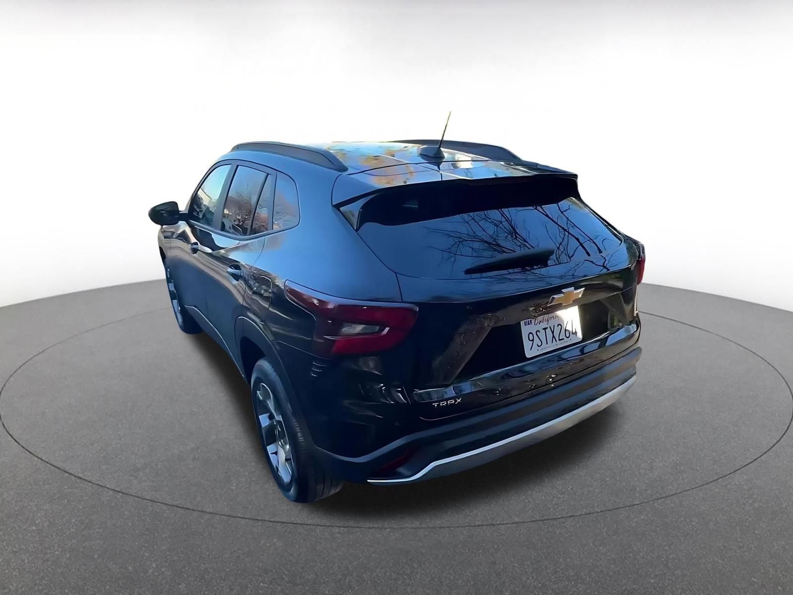 Thumbnail: 2025 Chevrolet Trax - 11