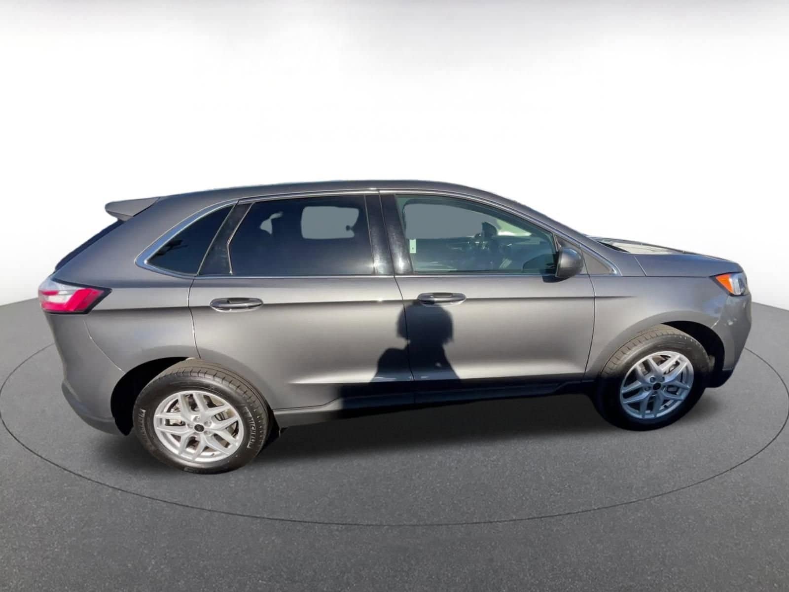 Thumbnail: 2024 Ford Edge - 13