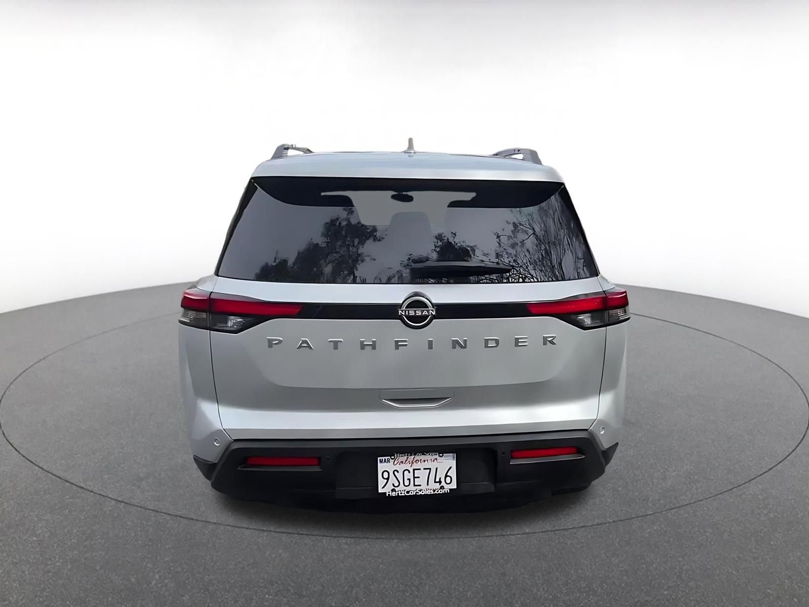 Thumbnail: 2025 Nissan Pathfinder - 12