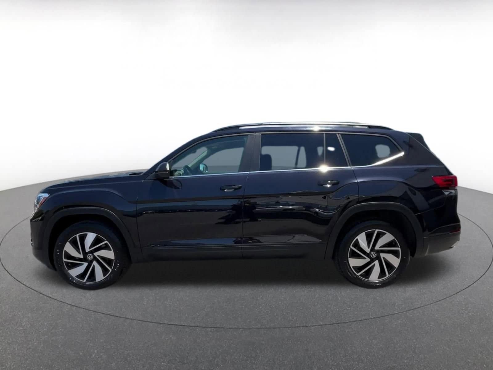 Thumbnail: 2024 Volkswagen Atlas - 9