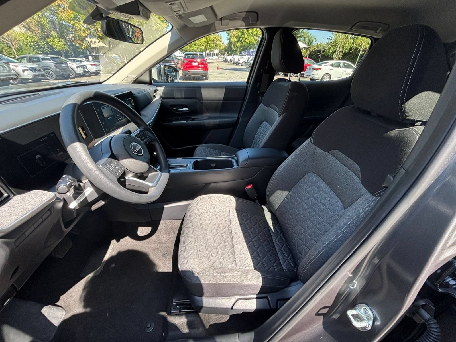 Thumbnail: 2026 Nissan Kicks - 25