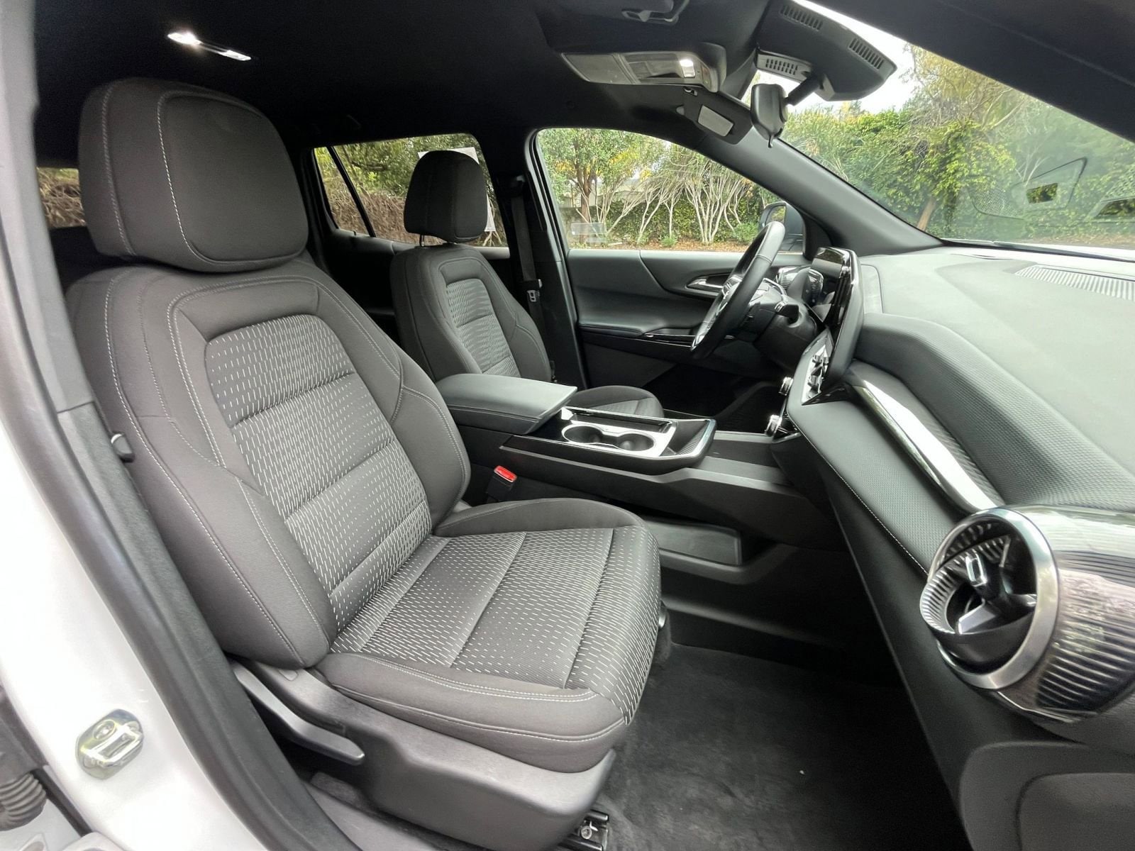 Thumbnail: 2025 Chevrolet Equinox - 34