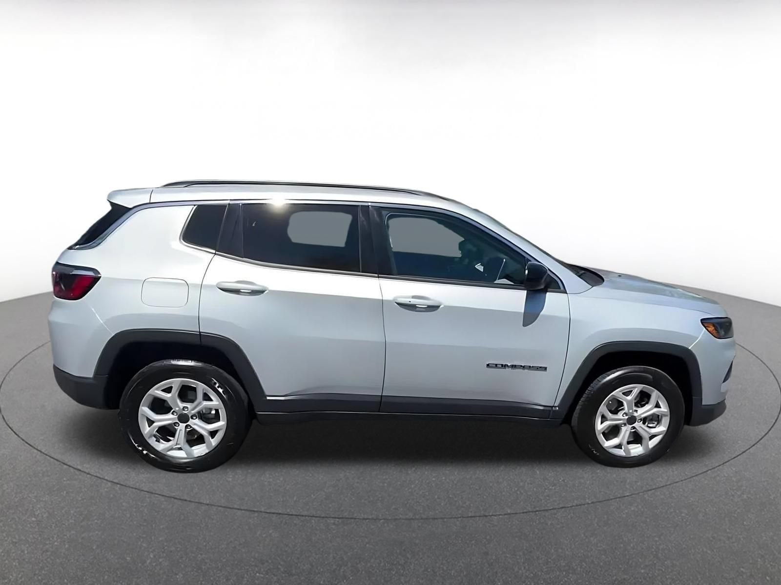 Thumbnail: 2025 Jeep Compass - 16