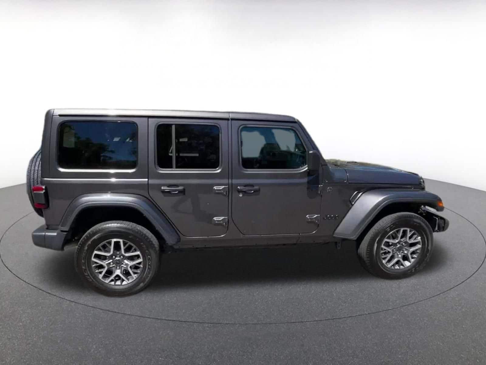 Thumbnail: 2025 Jeep Wrangler - 16